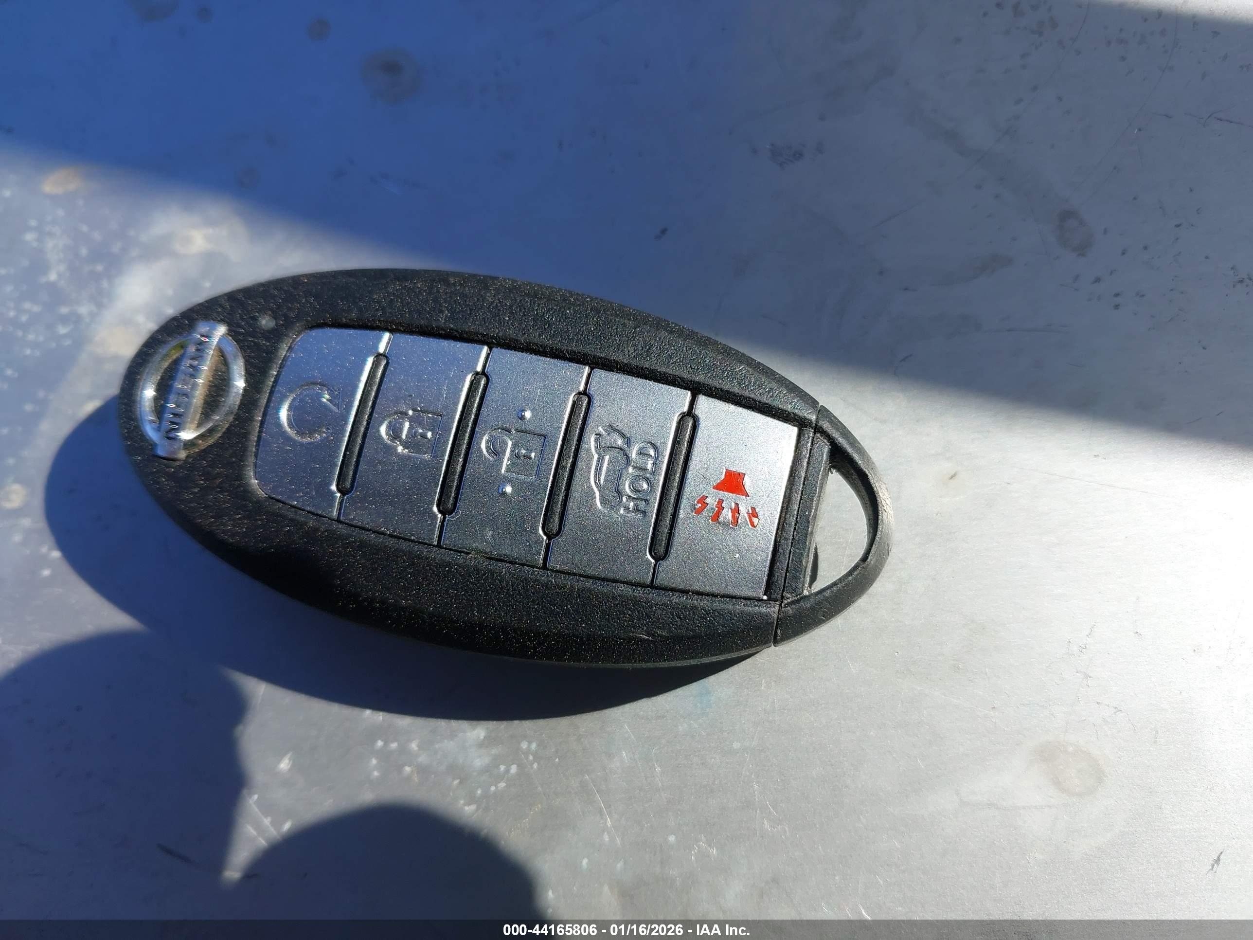 NISSAN ROGUE image 11