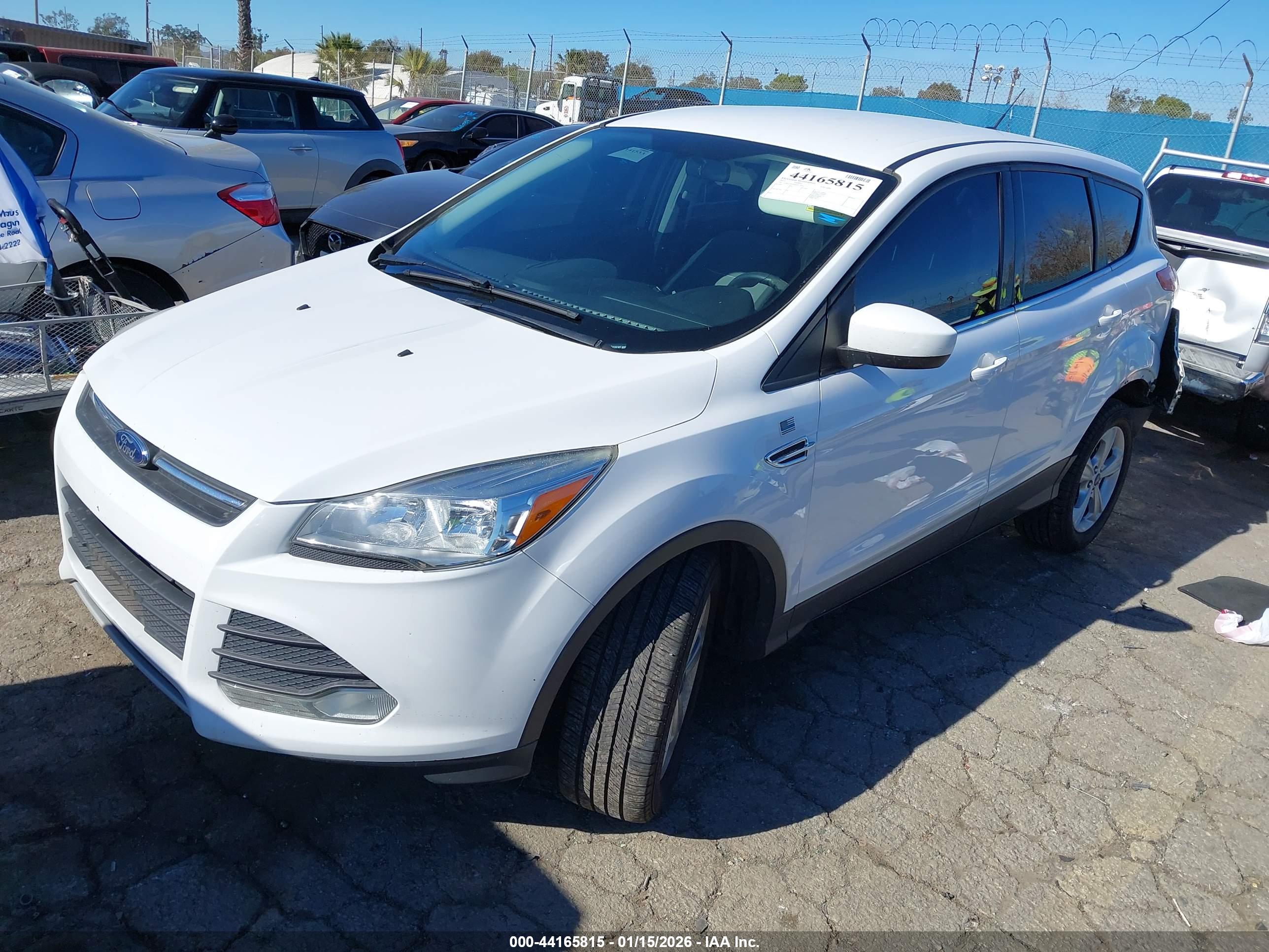 FORD ESCAPE image 2