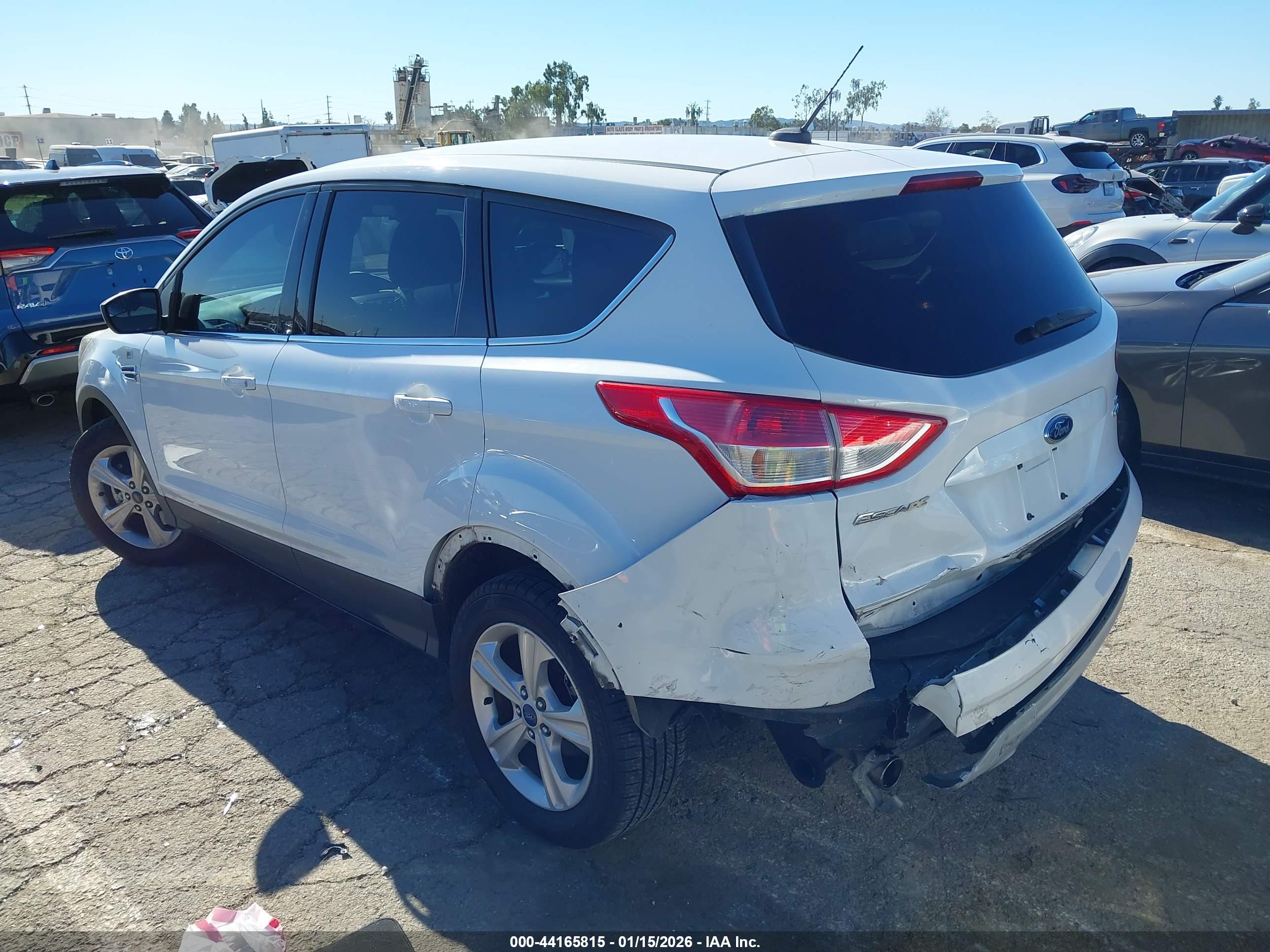 FORD ESCAPE image 3