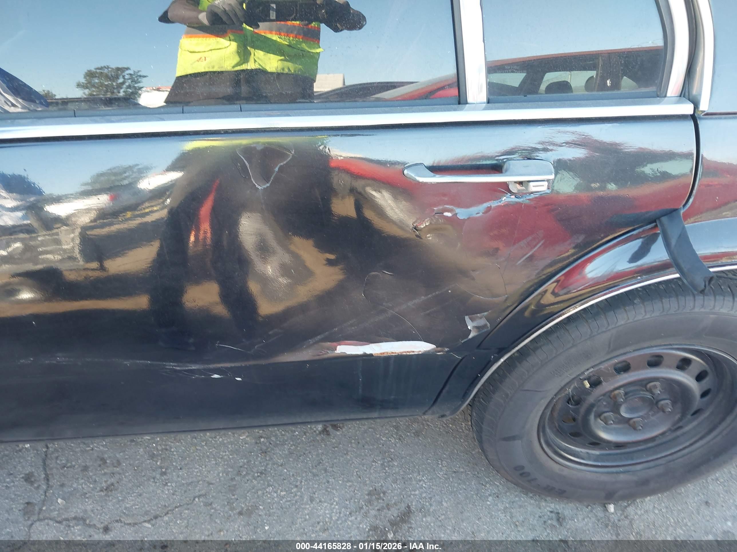 BUICK LESABRE image 6
