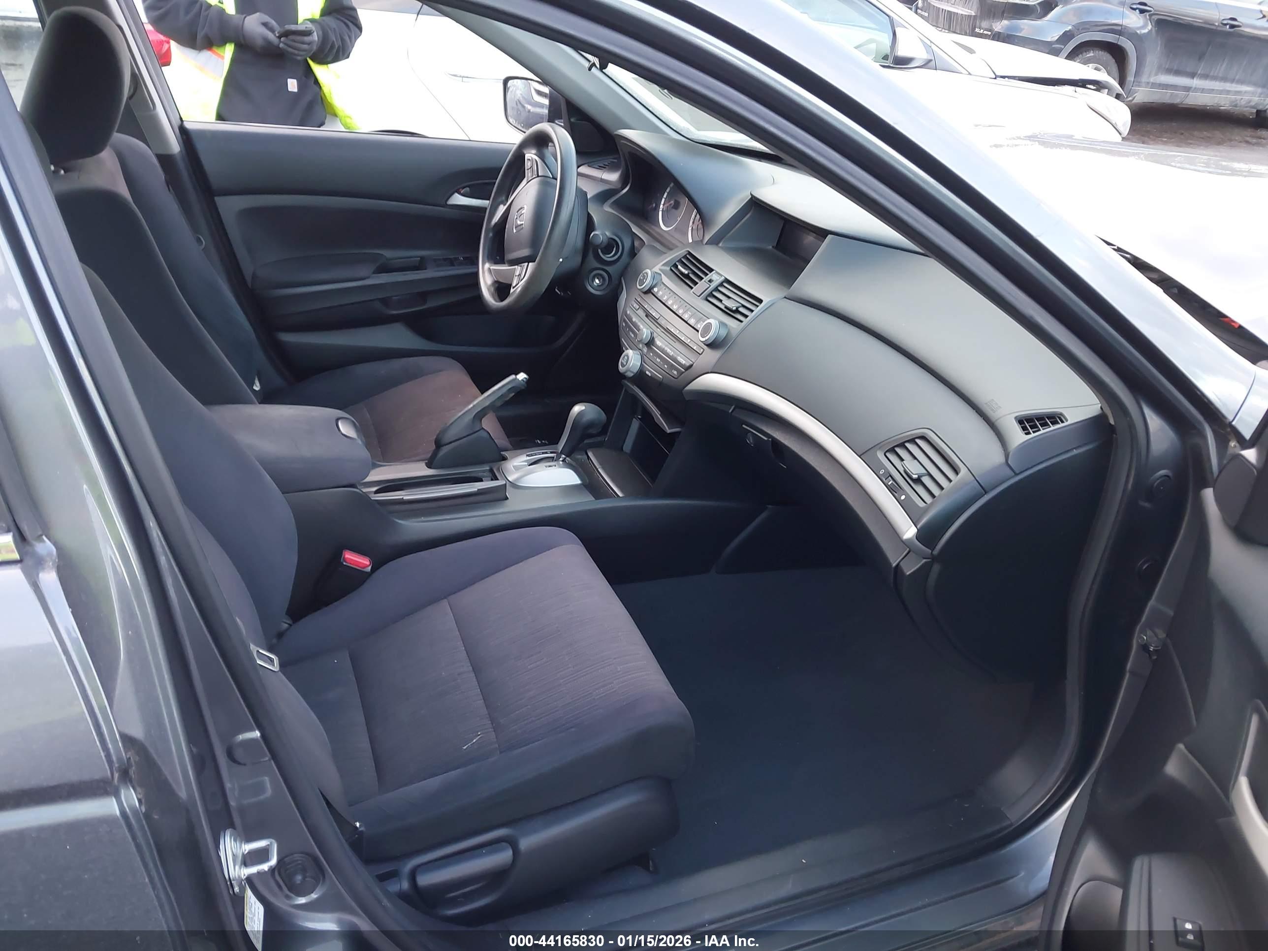 HONDA ACCORD image 5