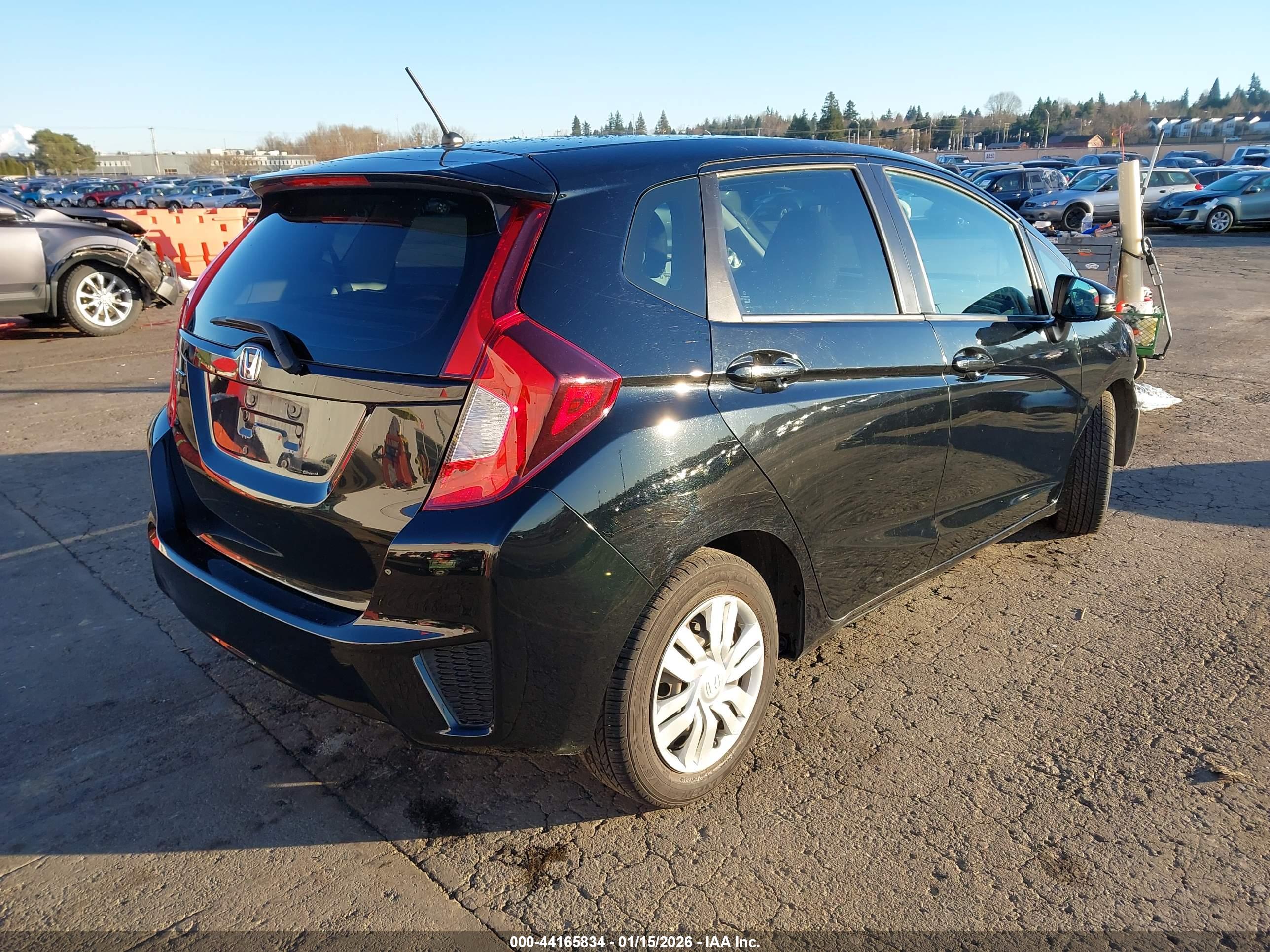 HONDA FIT image 4