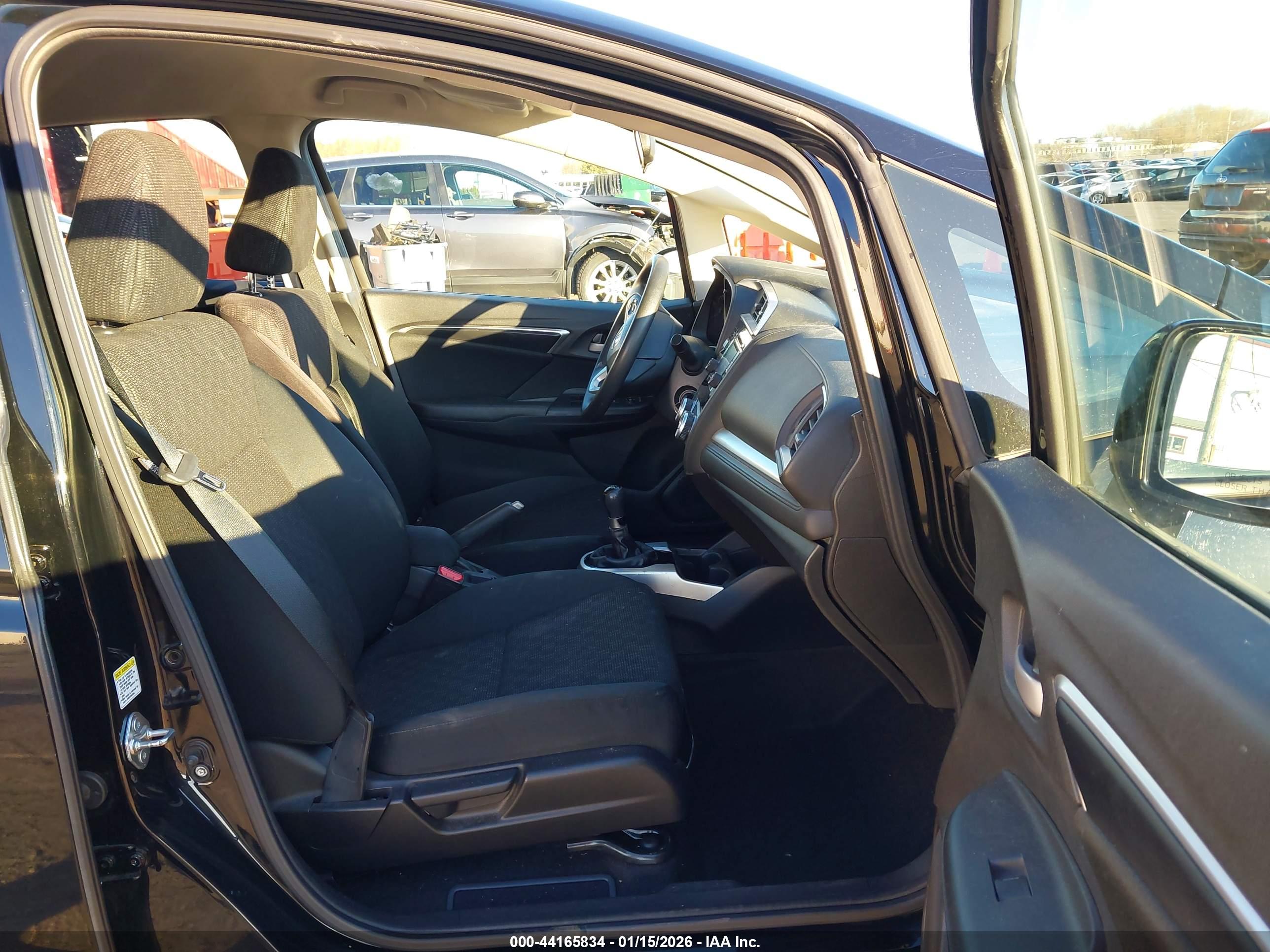 HONDA FIT image 5