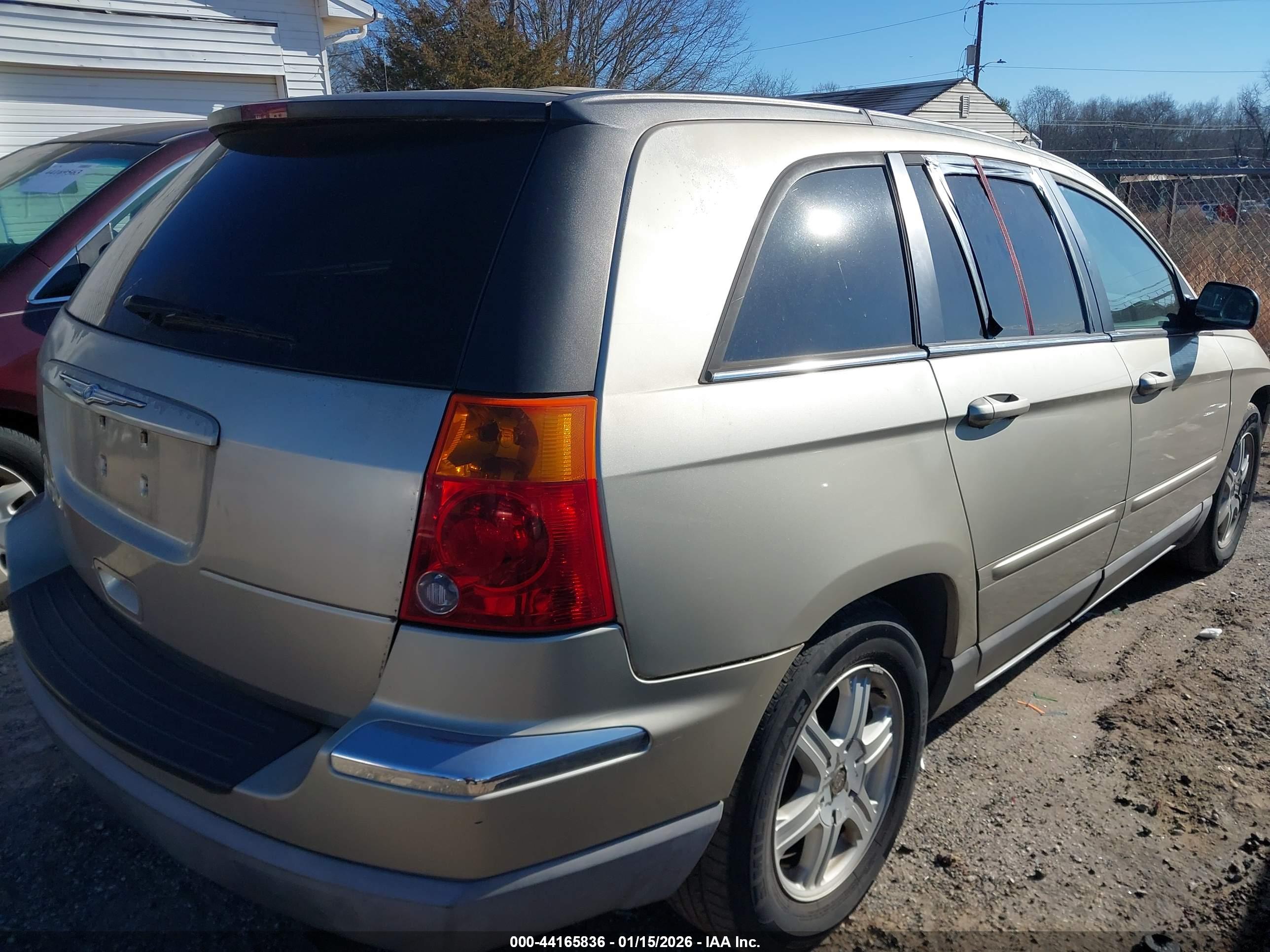 CHRYSLER PACIFICA image 4