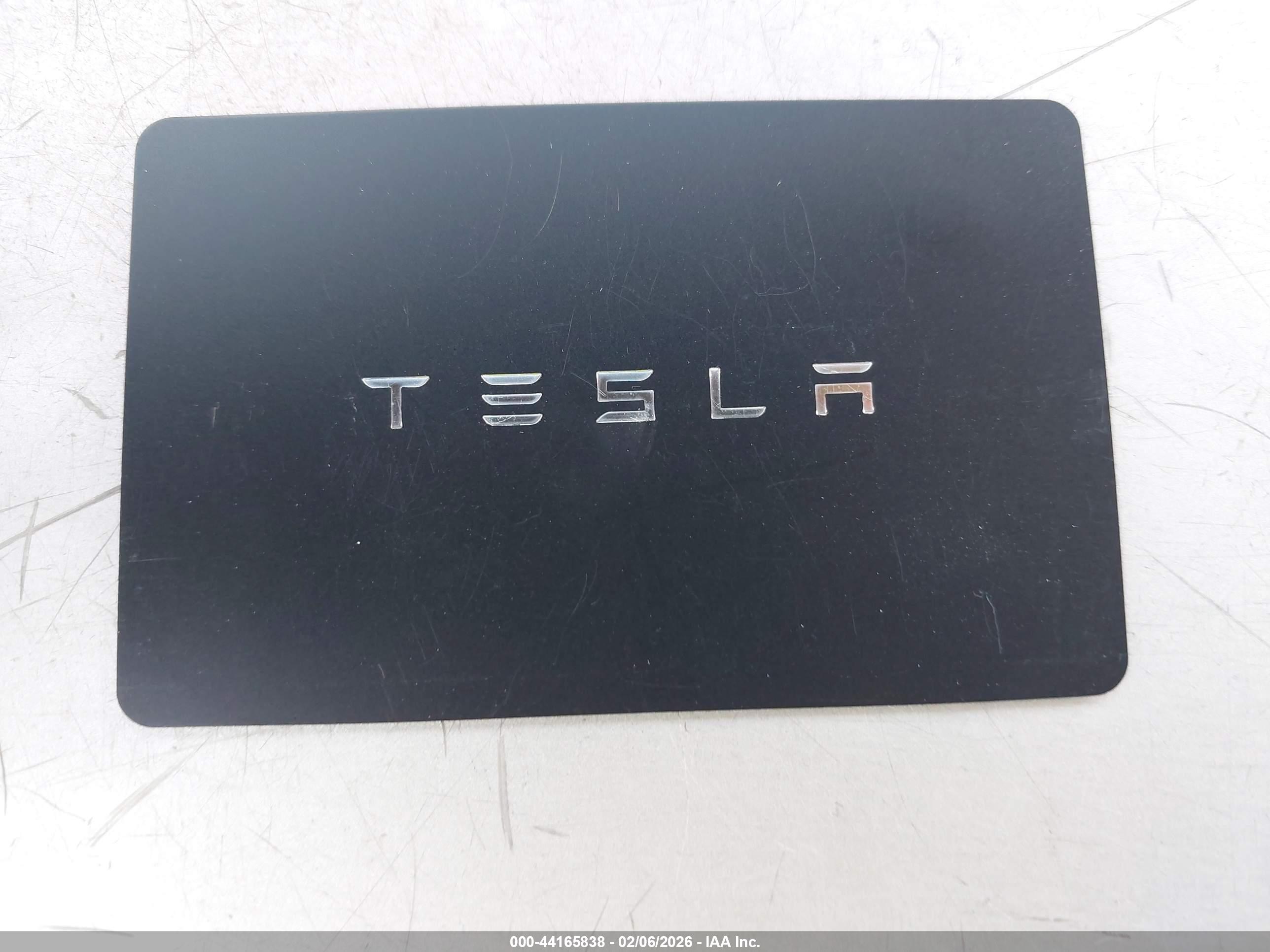TESLA MODEL image 11