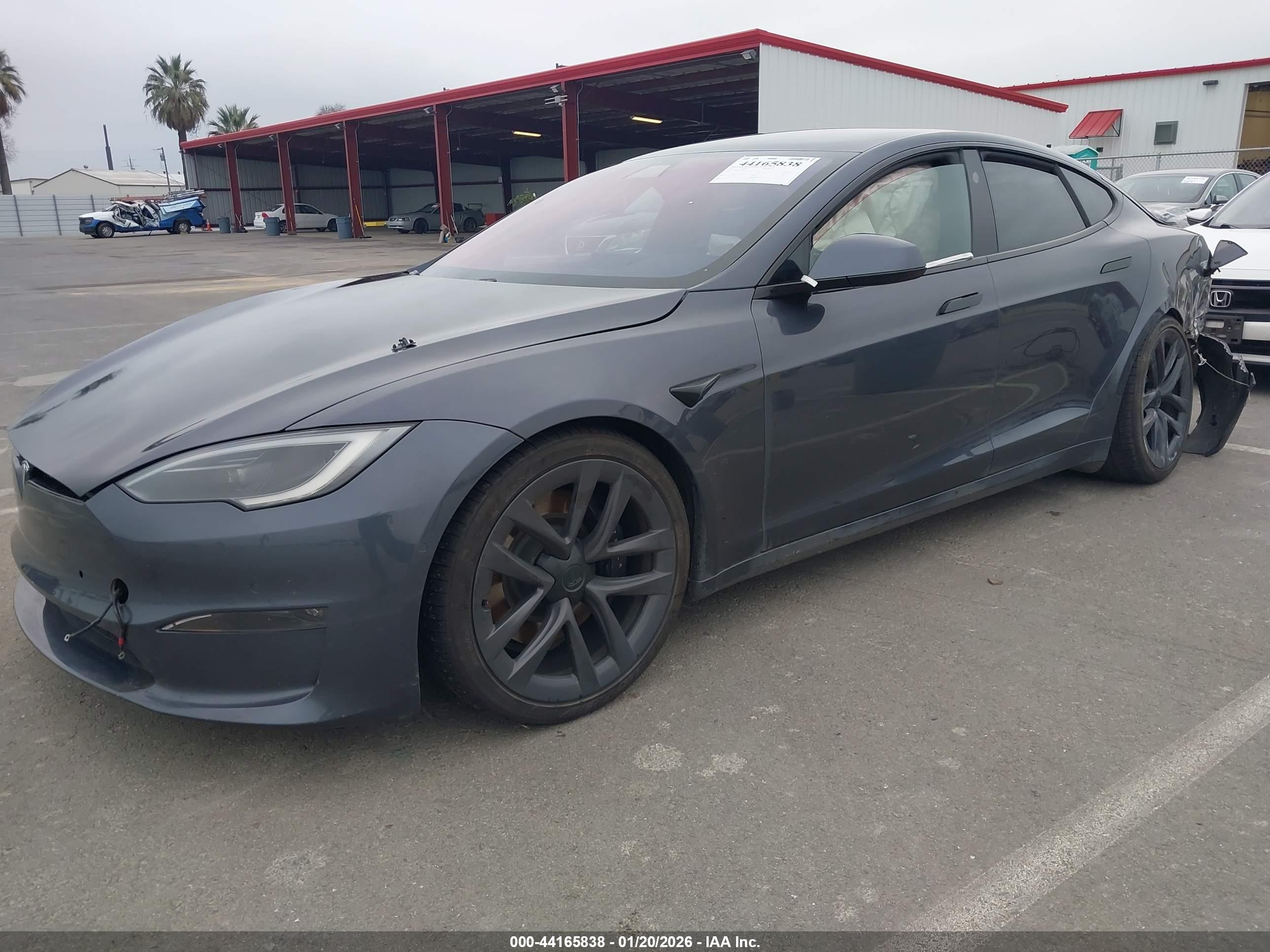 TESLA MODEL image 2