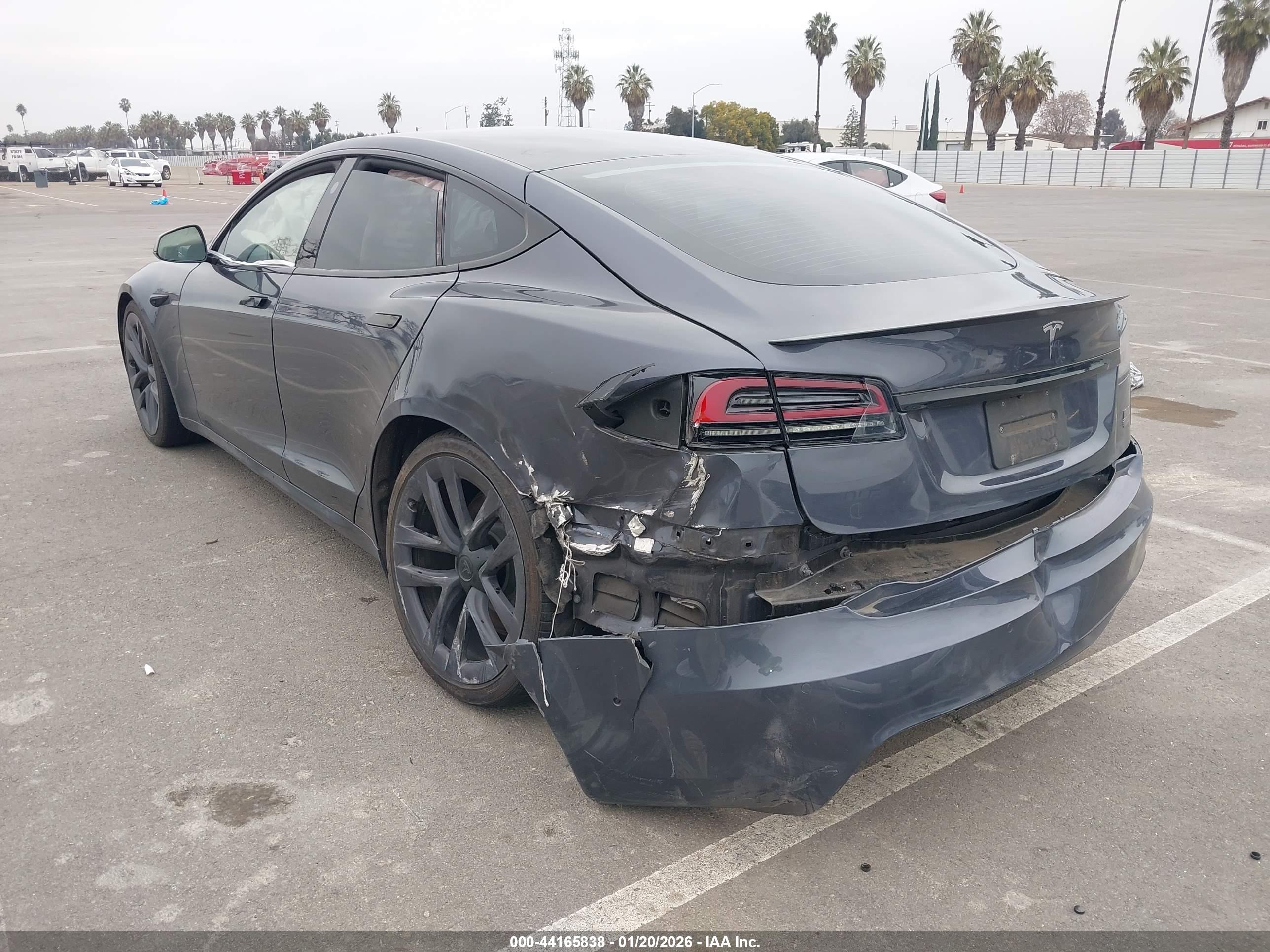 TESLA MODEL image 3