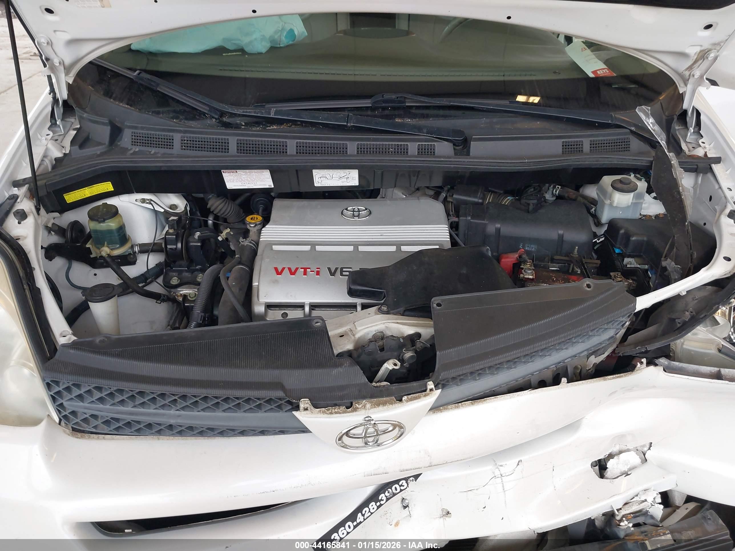 TOYOTA SIENNA image 10