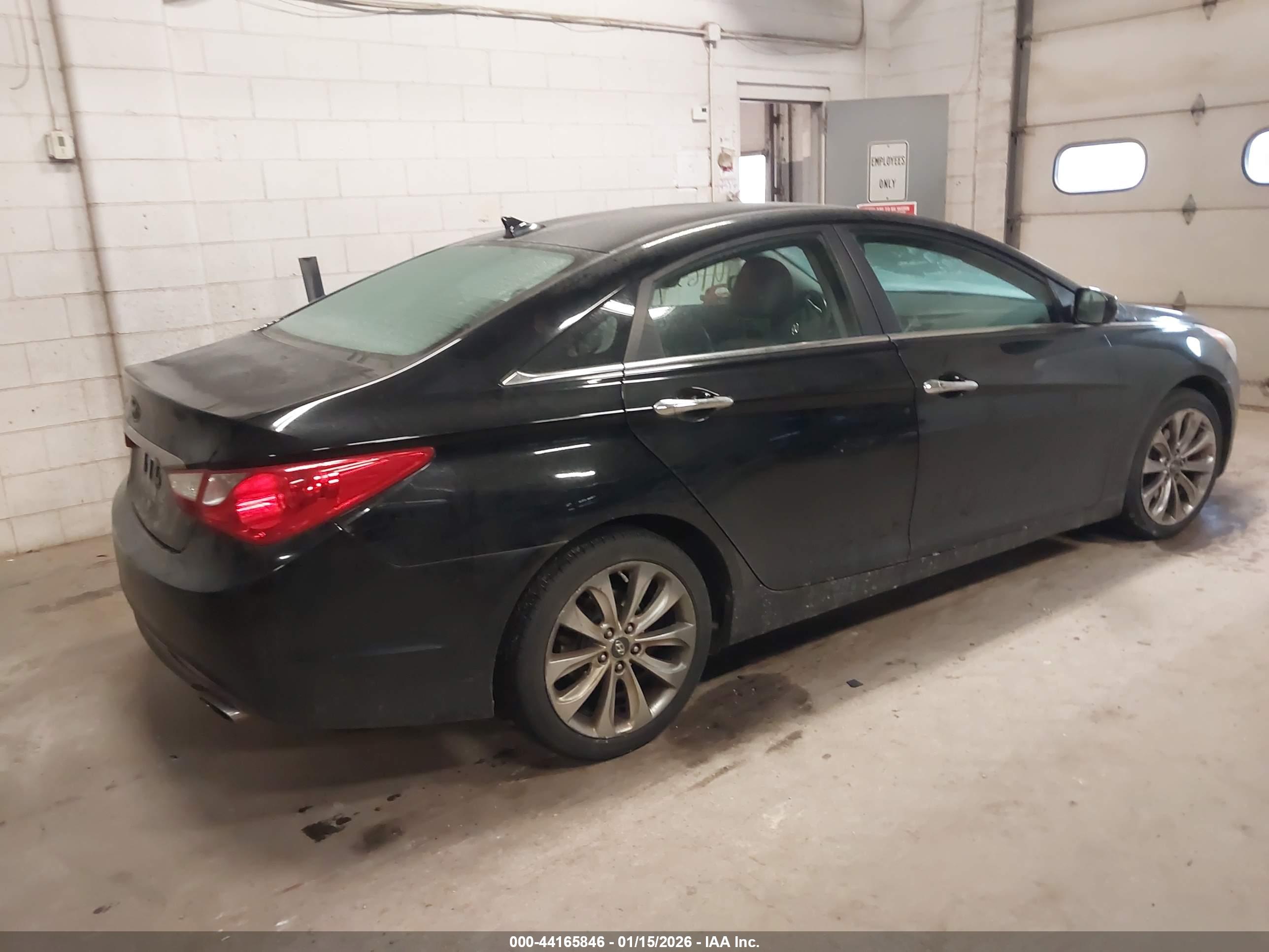 HYUNDAI SONATA image 4