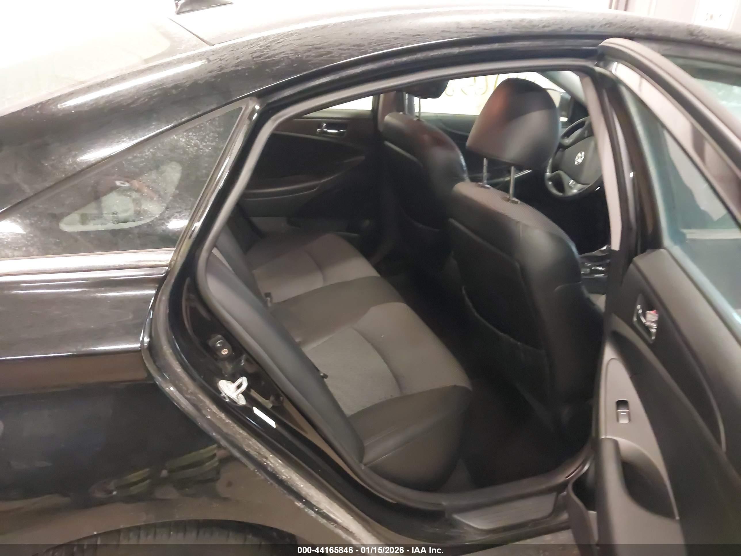 HYUNDAI SONATA image 8