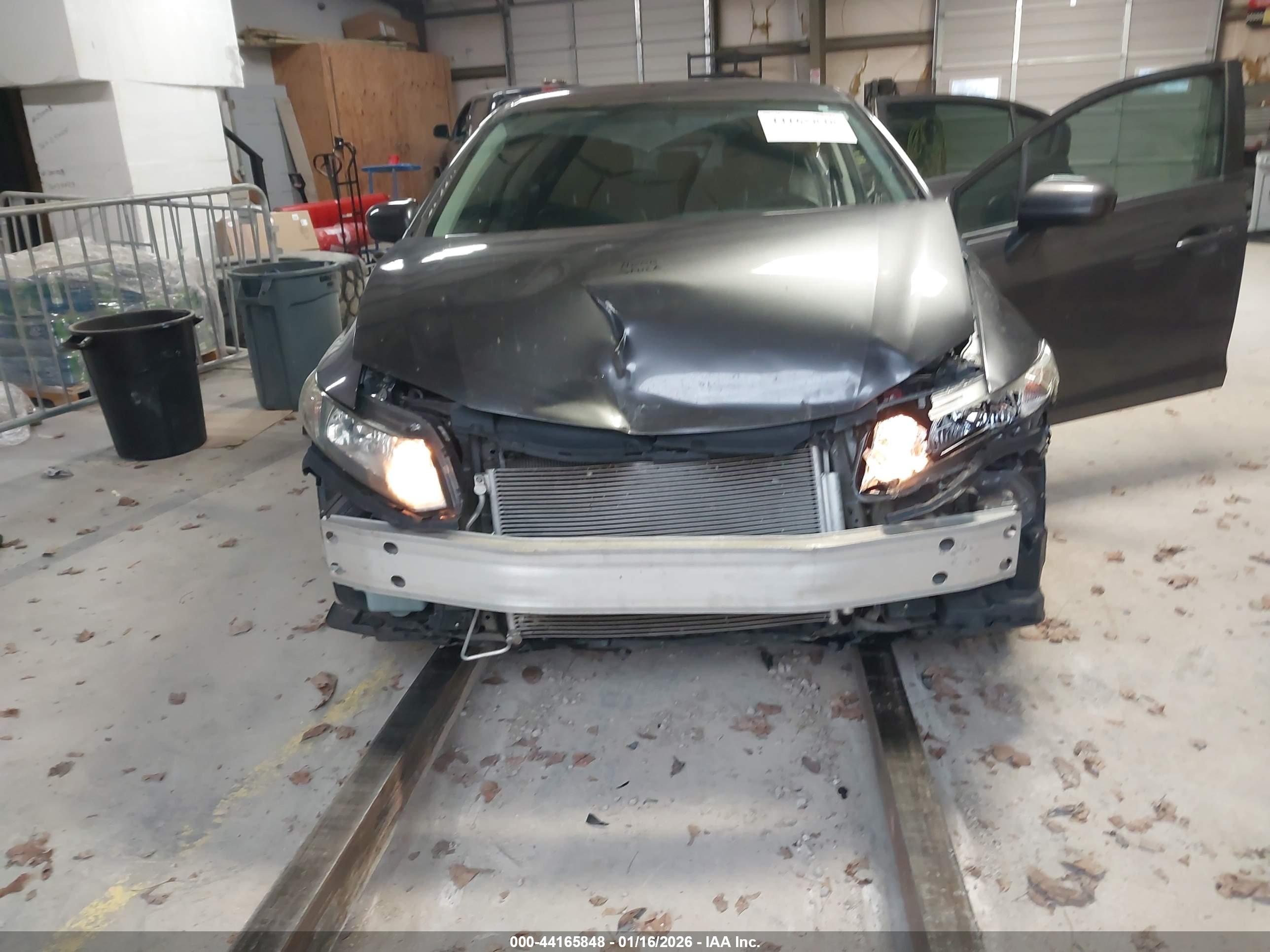 HONDA CIVIC image 6