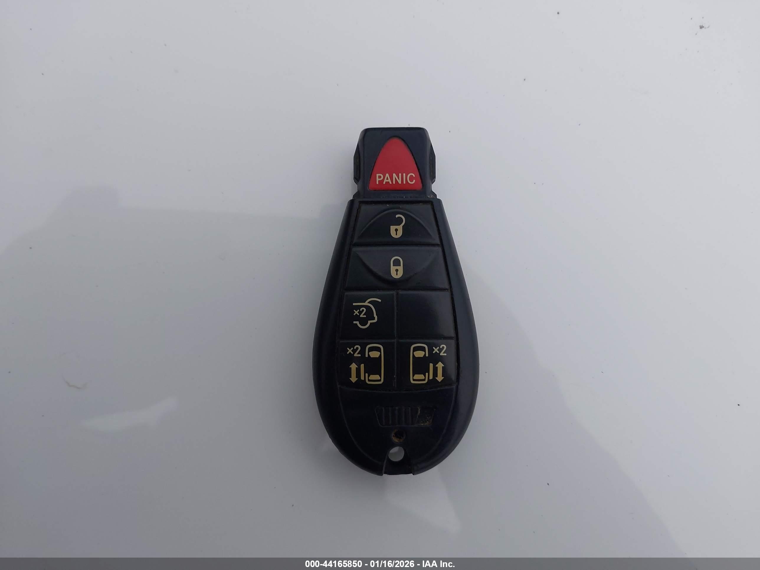 CHRYSLER TOWN image 11