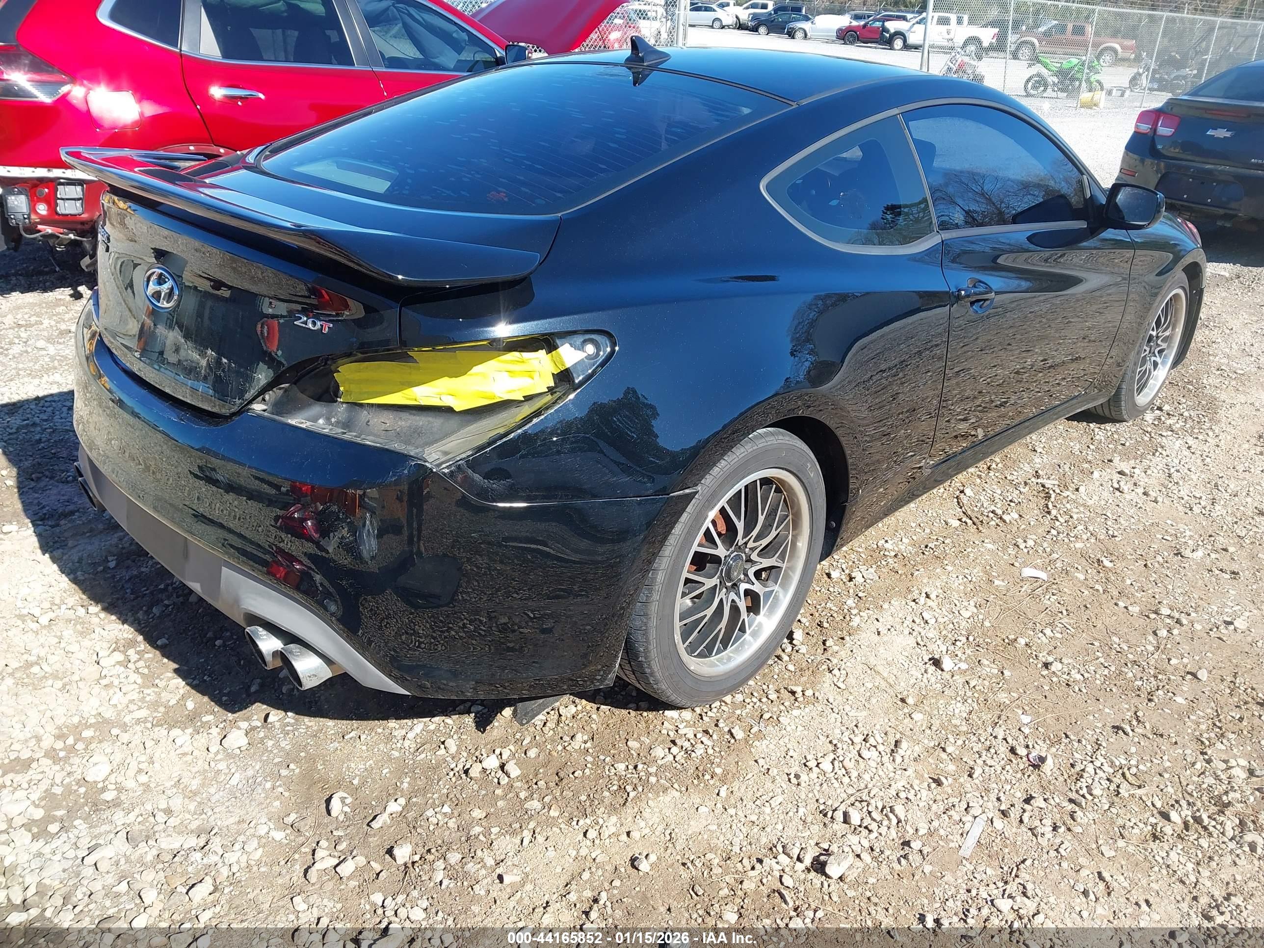 HYUNDAI GENESIS image 4