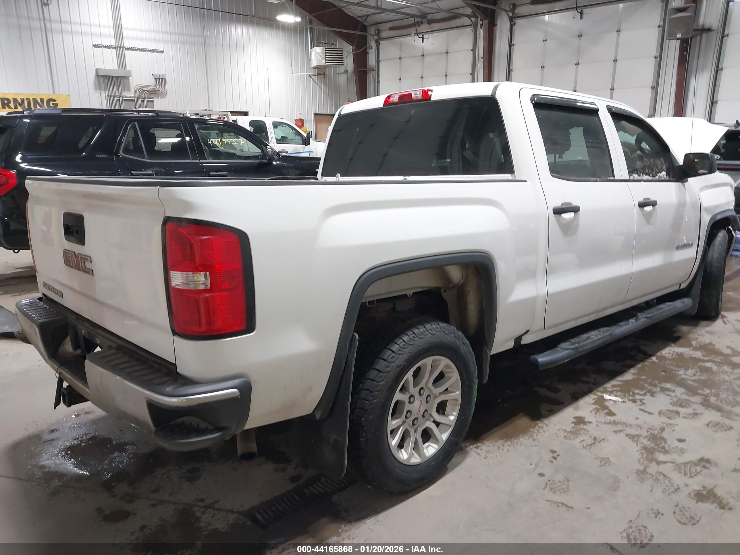 GMC SIERRA image 4