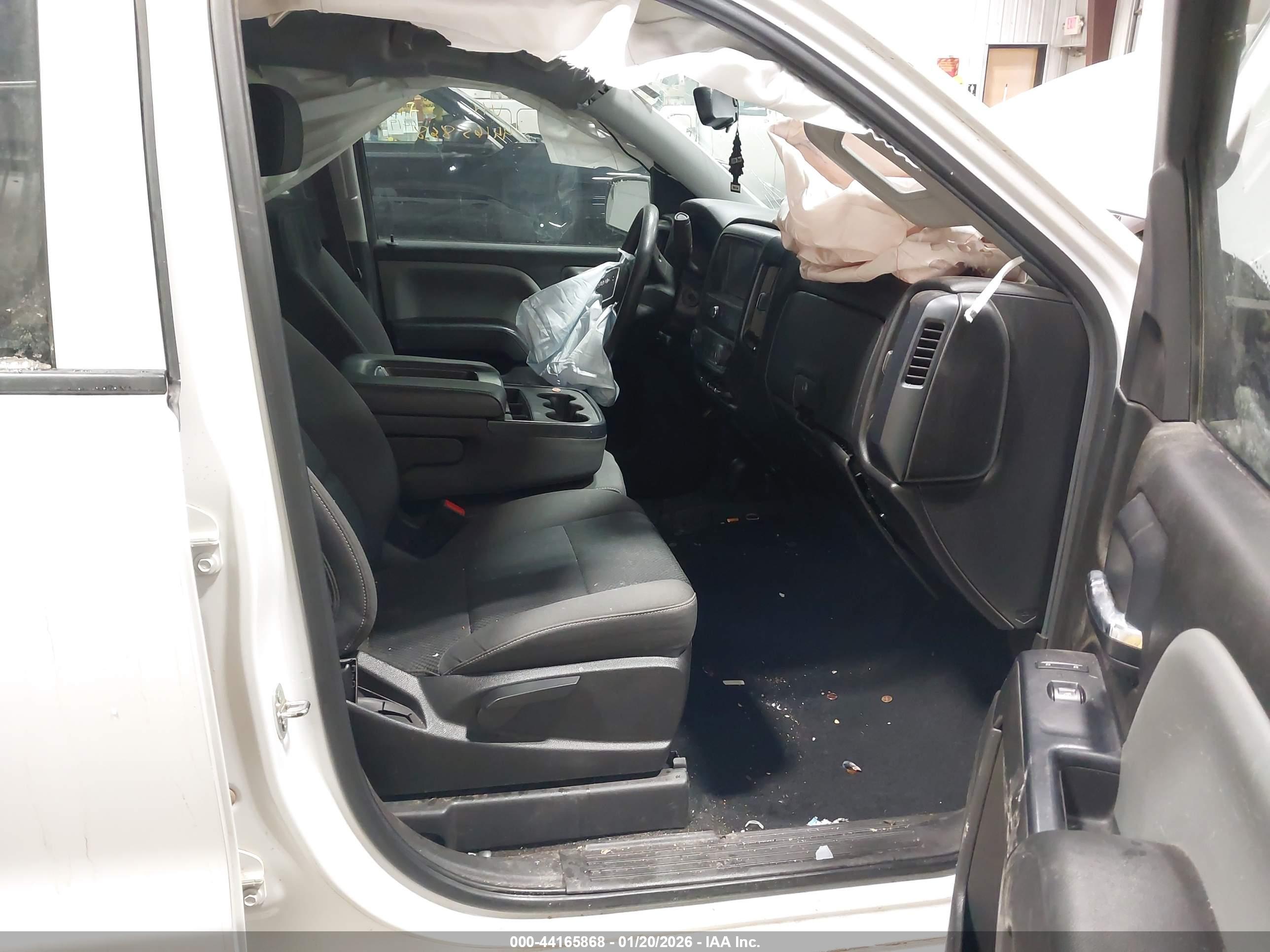 GMC SIERRA image 5