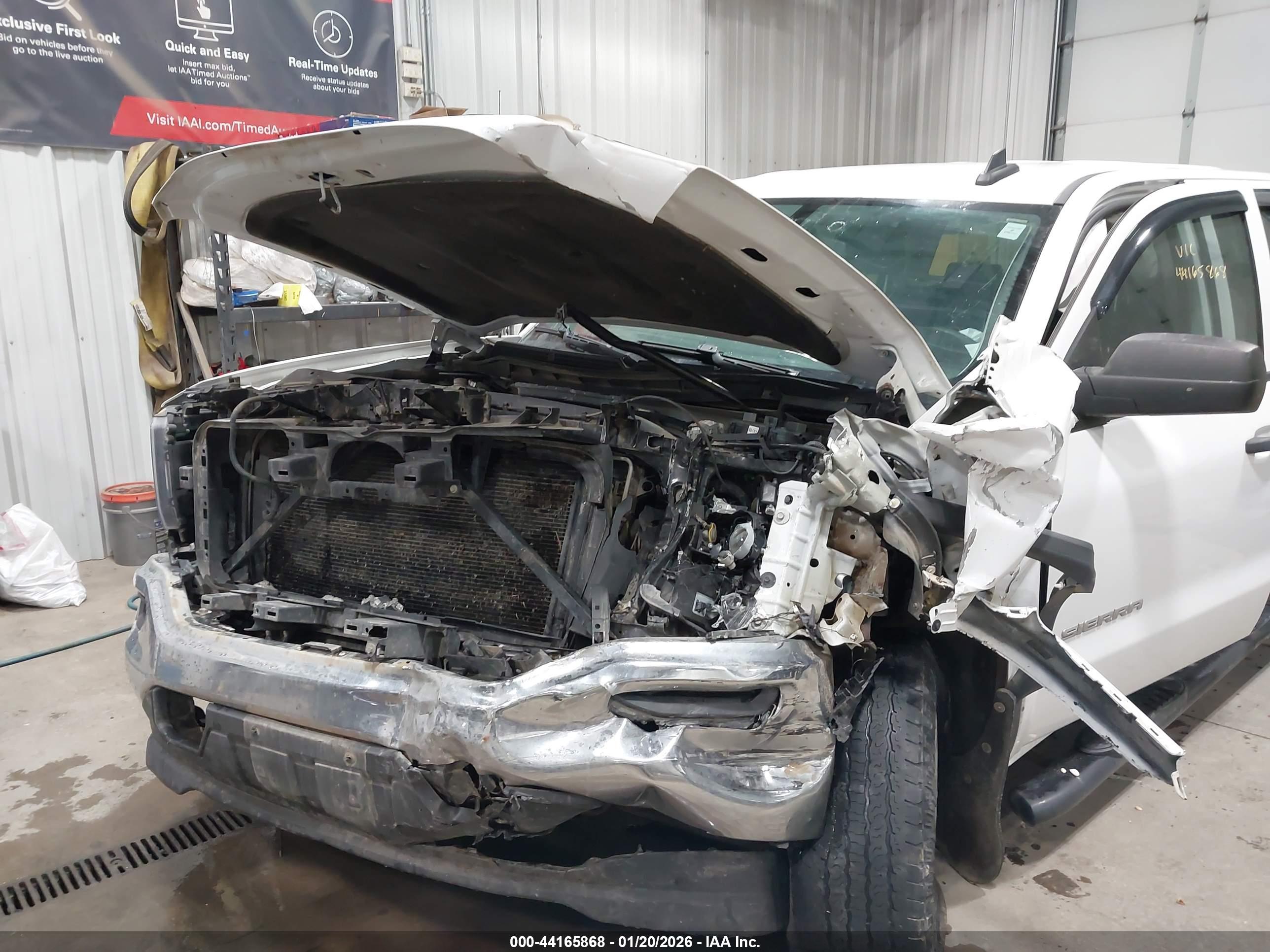 GMC SIERRA image 6
