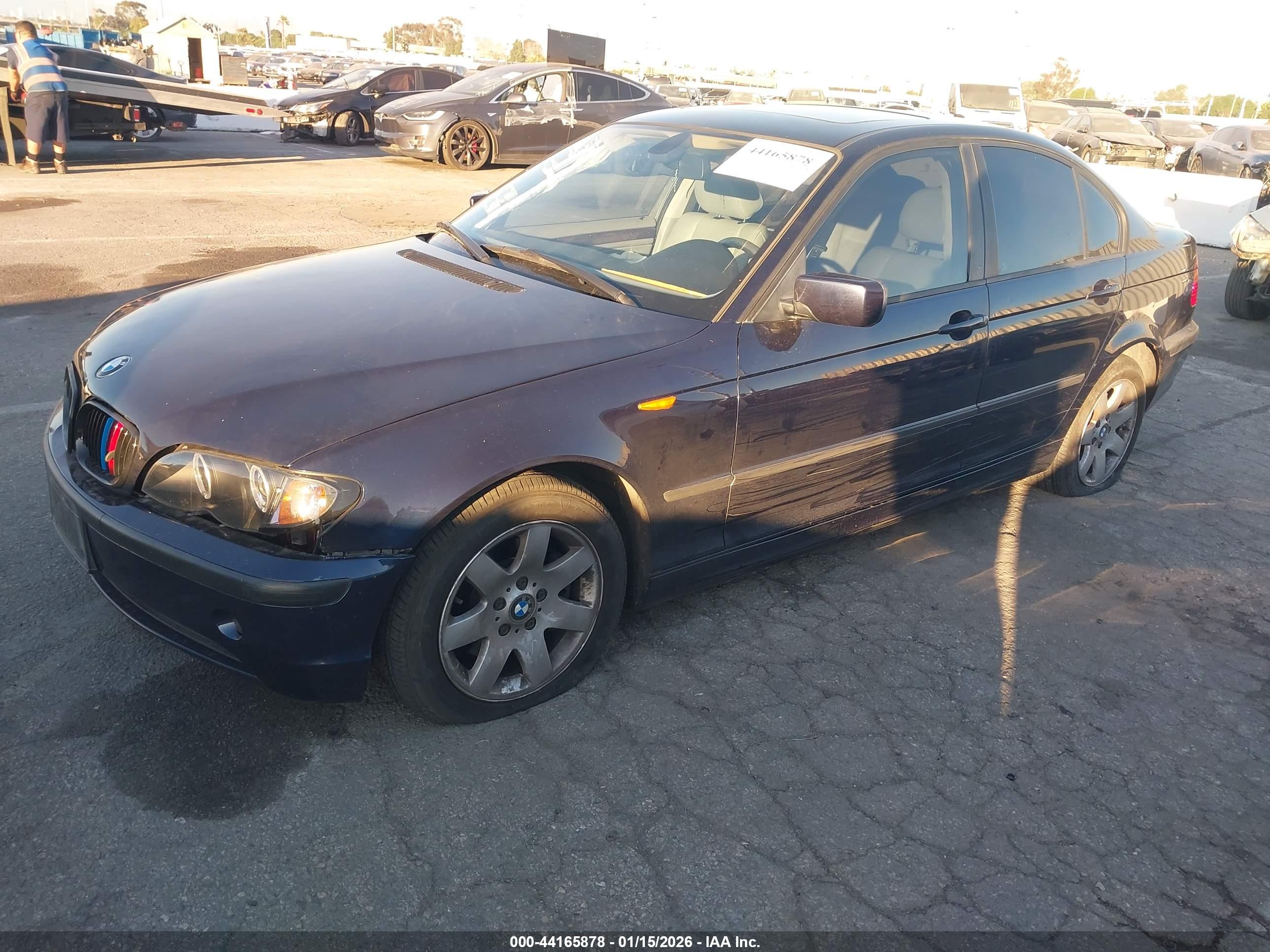 BMW 325XI image 2