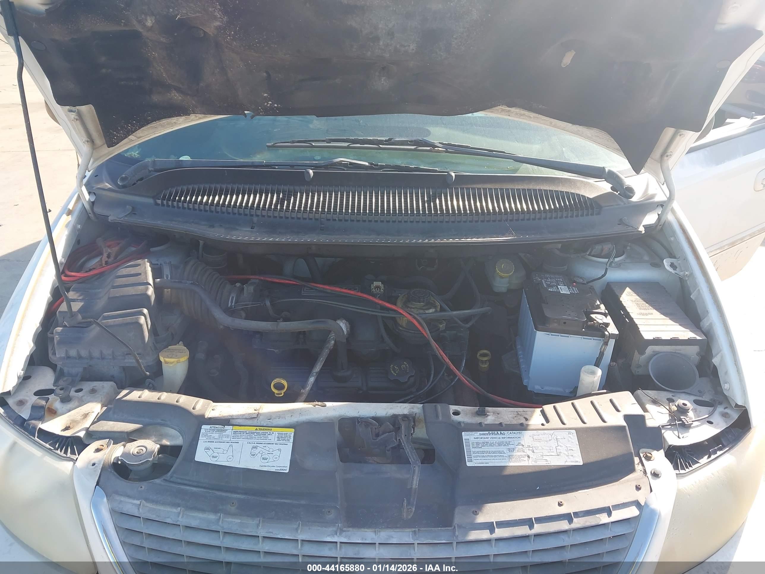 CHRYSLER TOWN image 10