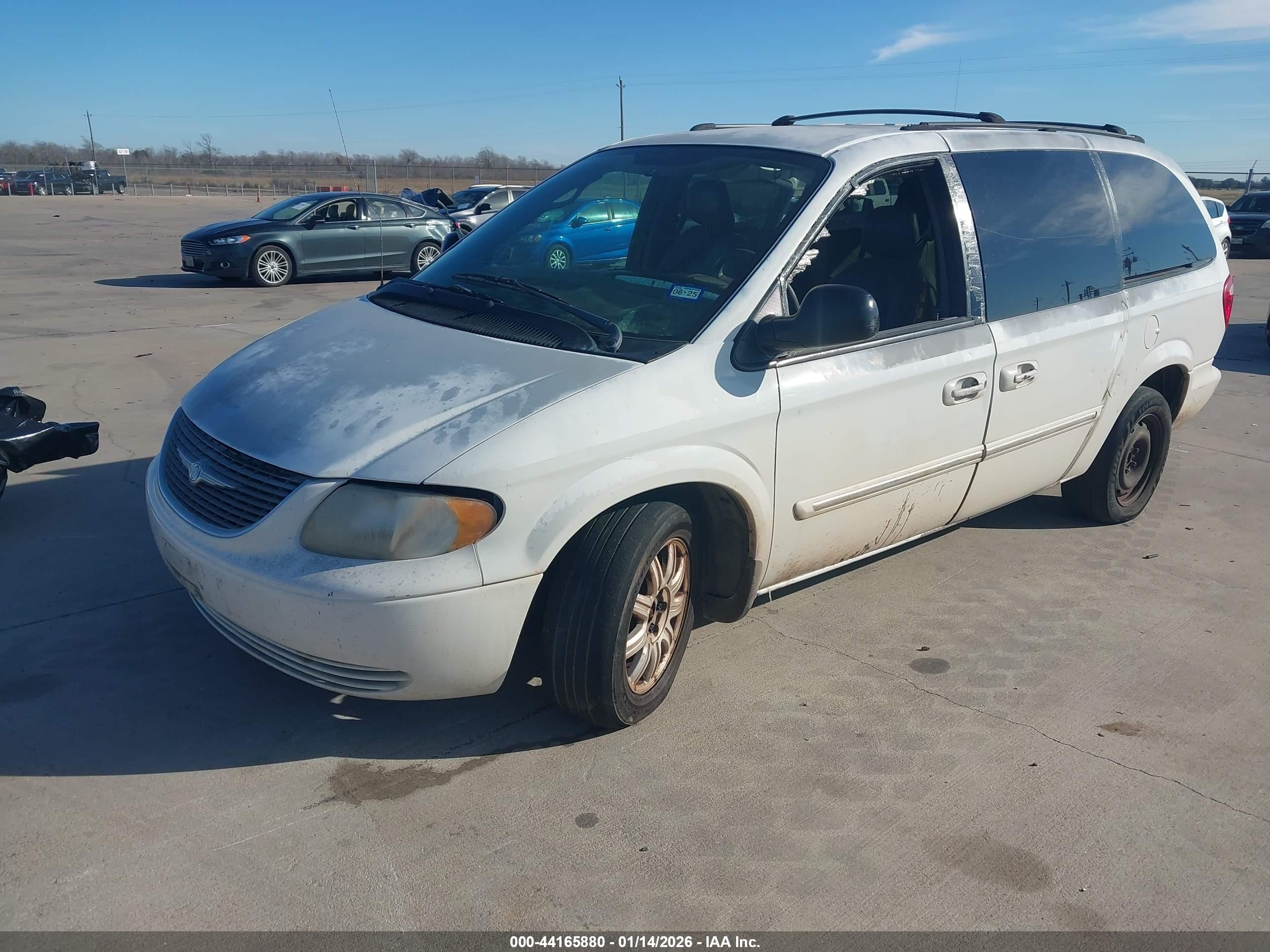 CHRYSLER TOWN image 2
