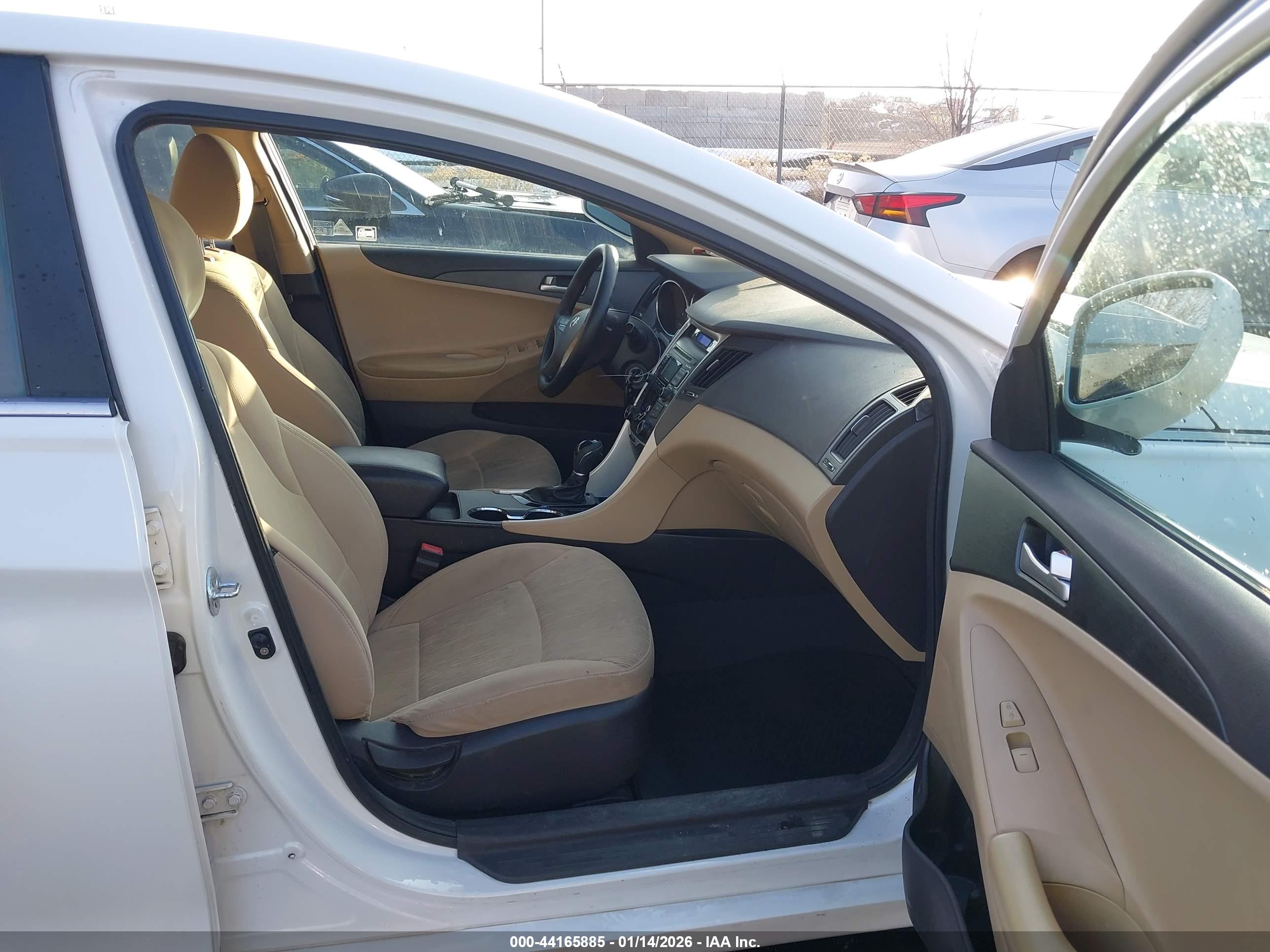HYUNDAI SONATA image 5