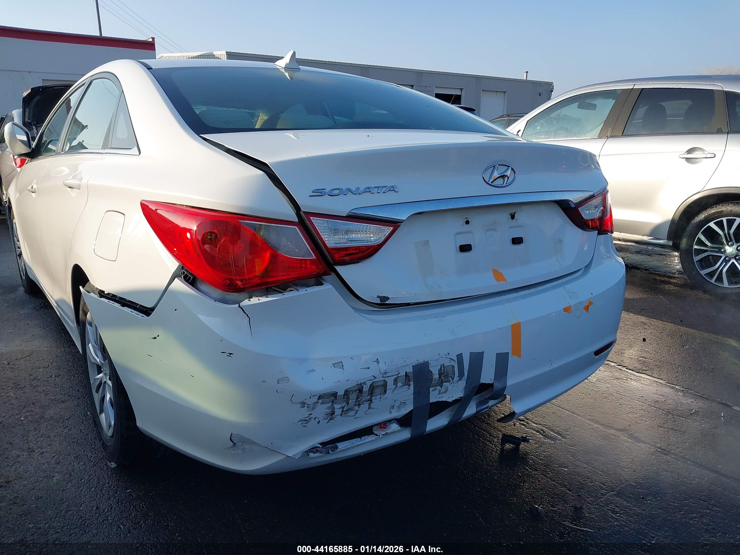 HYUNDAI SONATA image 6
