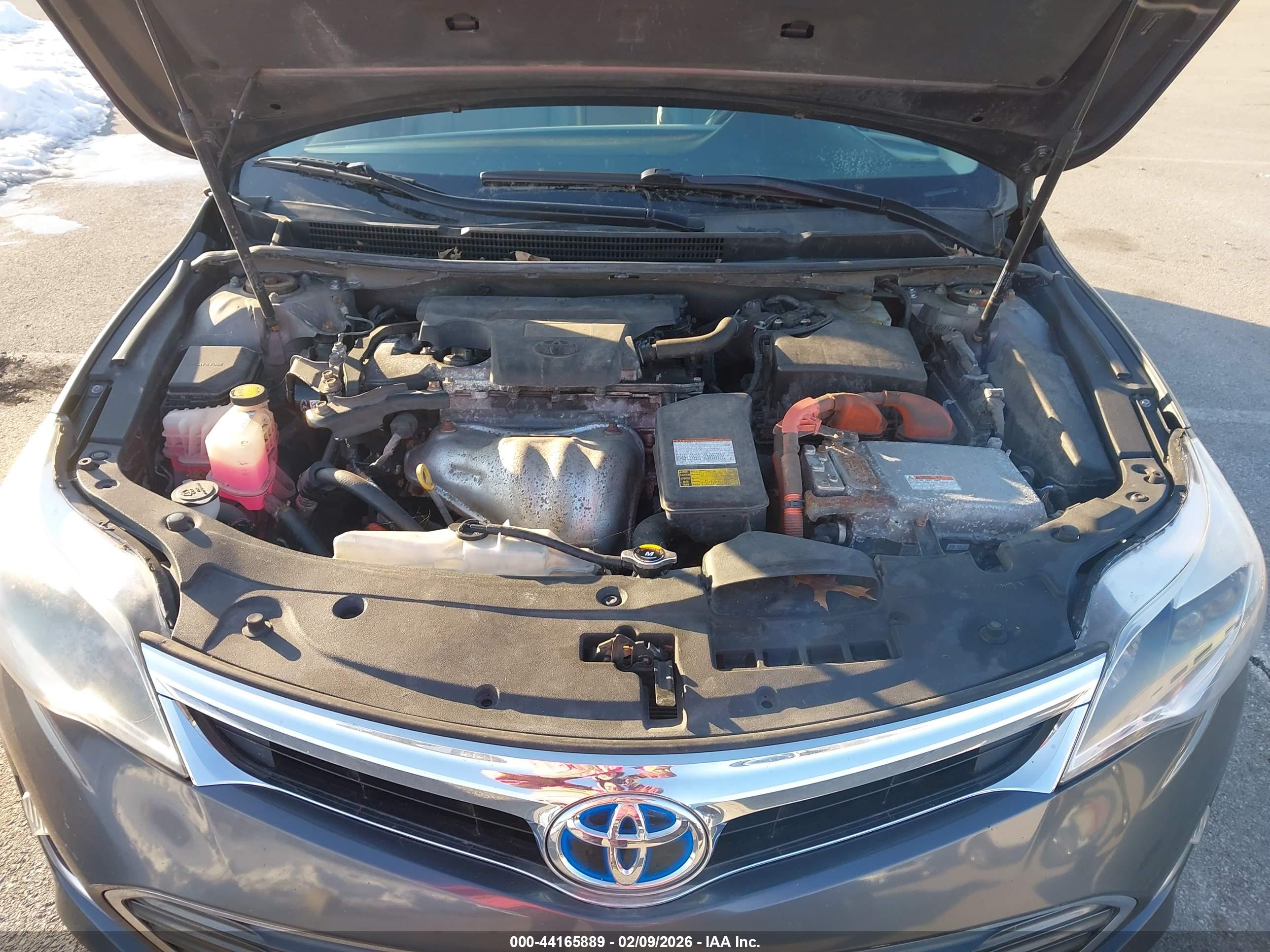 TOYOTA AVALON image 10