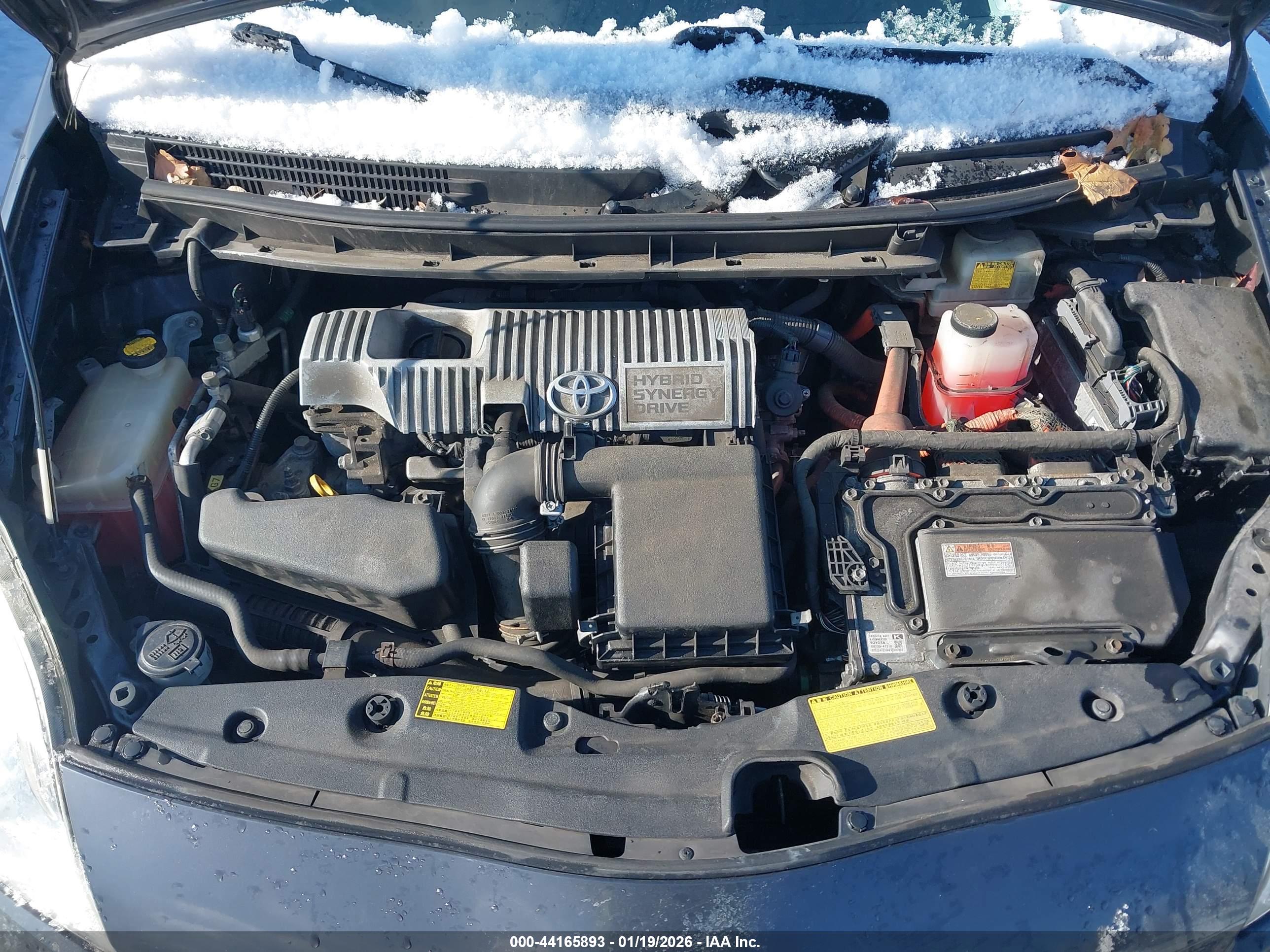 TOYOTA PRIUS image 10