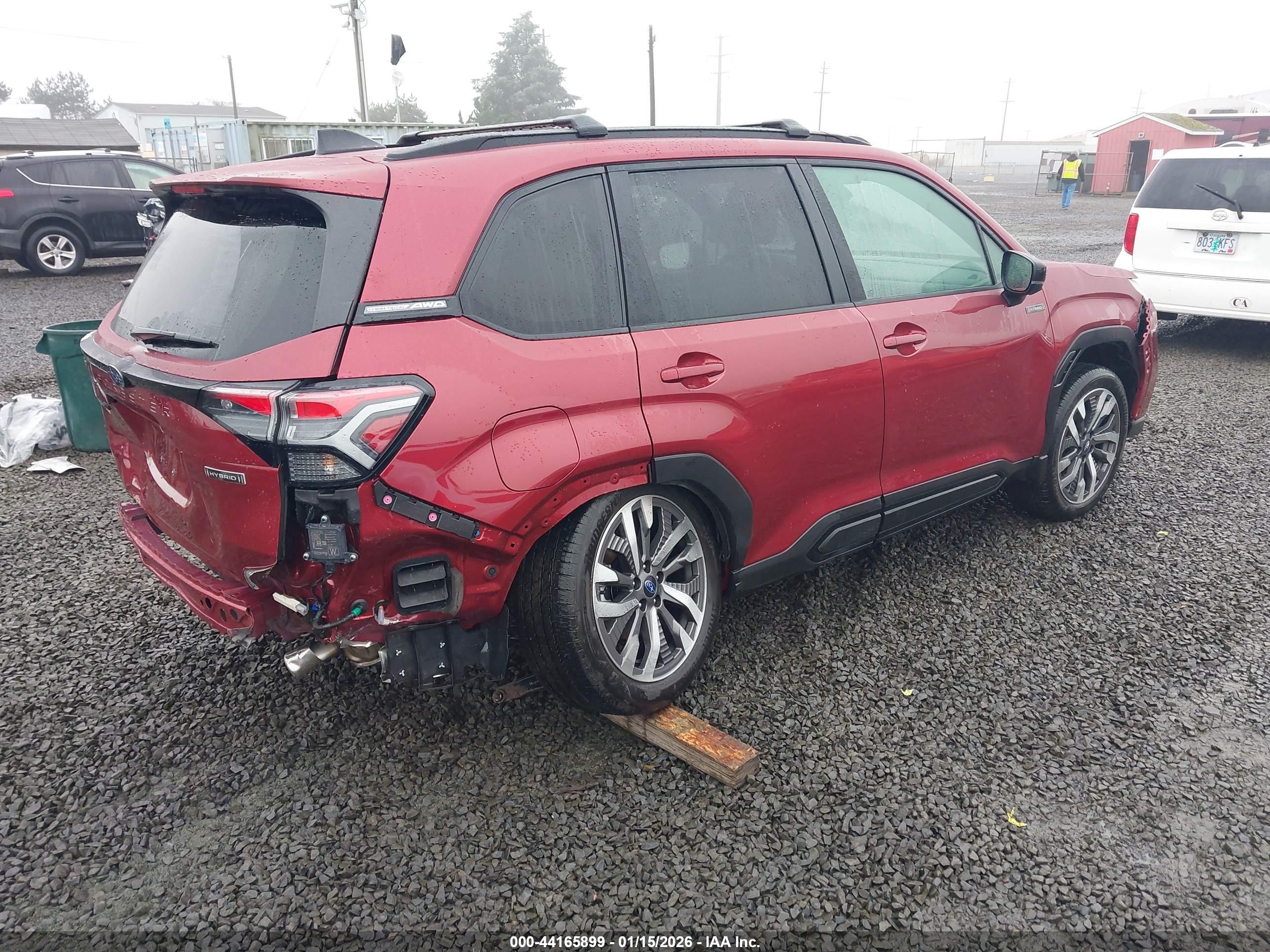 SUBARU FORESTER image 4