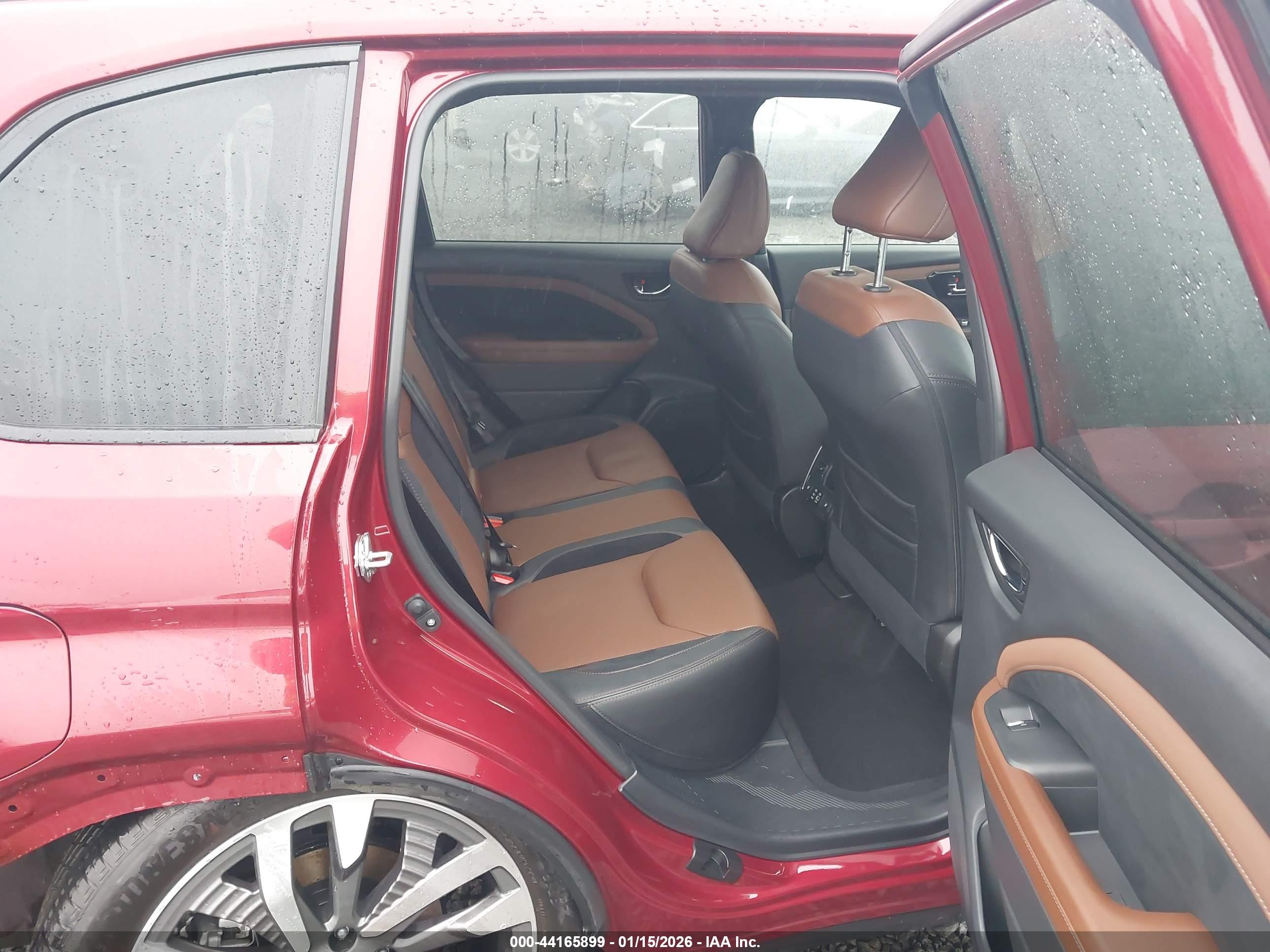 SUBARU FORESTER image 8