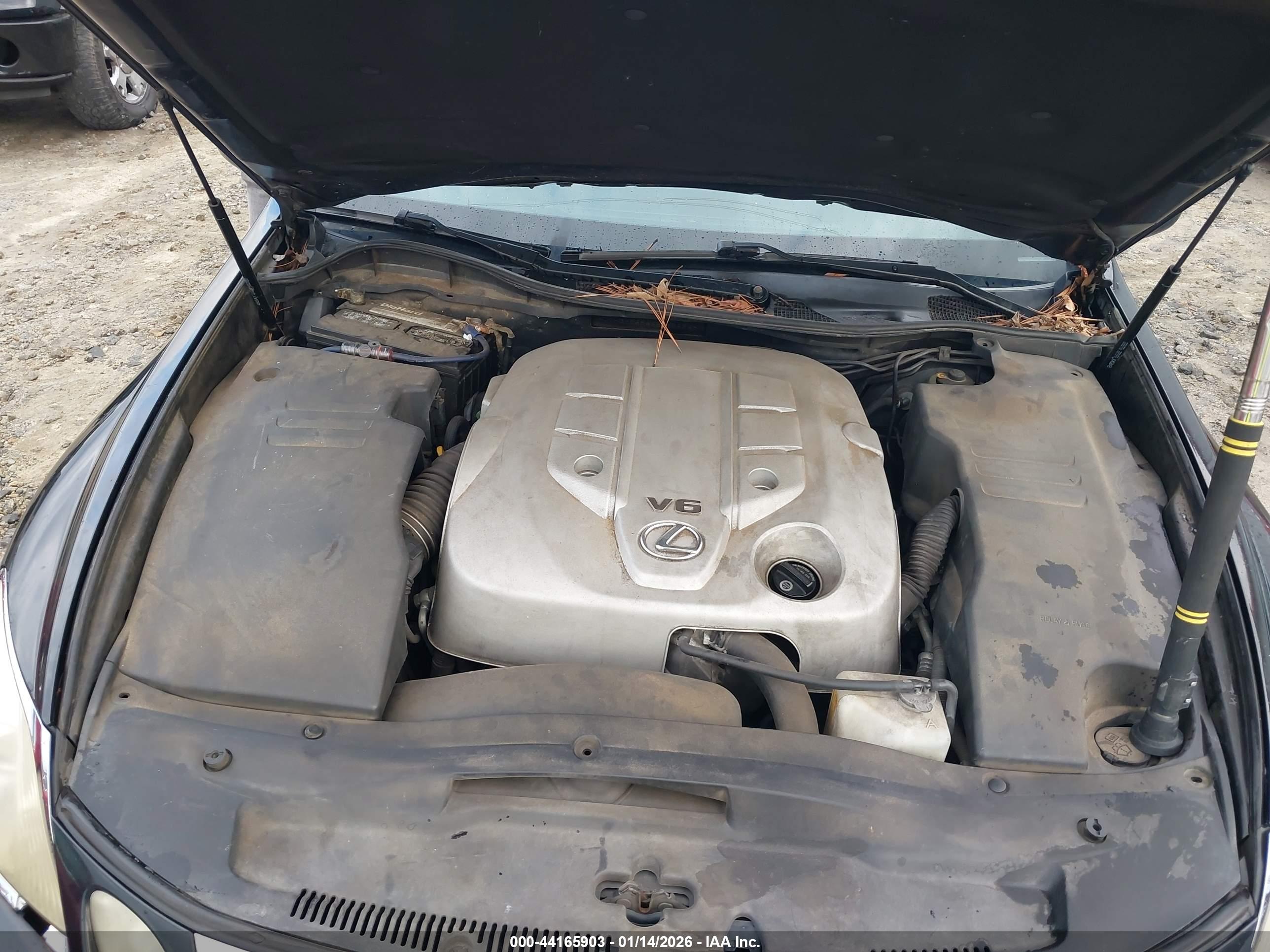 LEXUS GS image 10