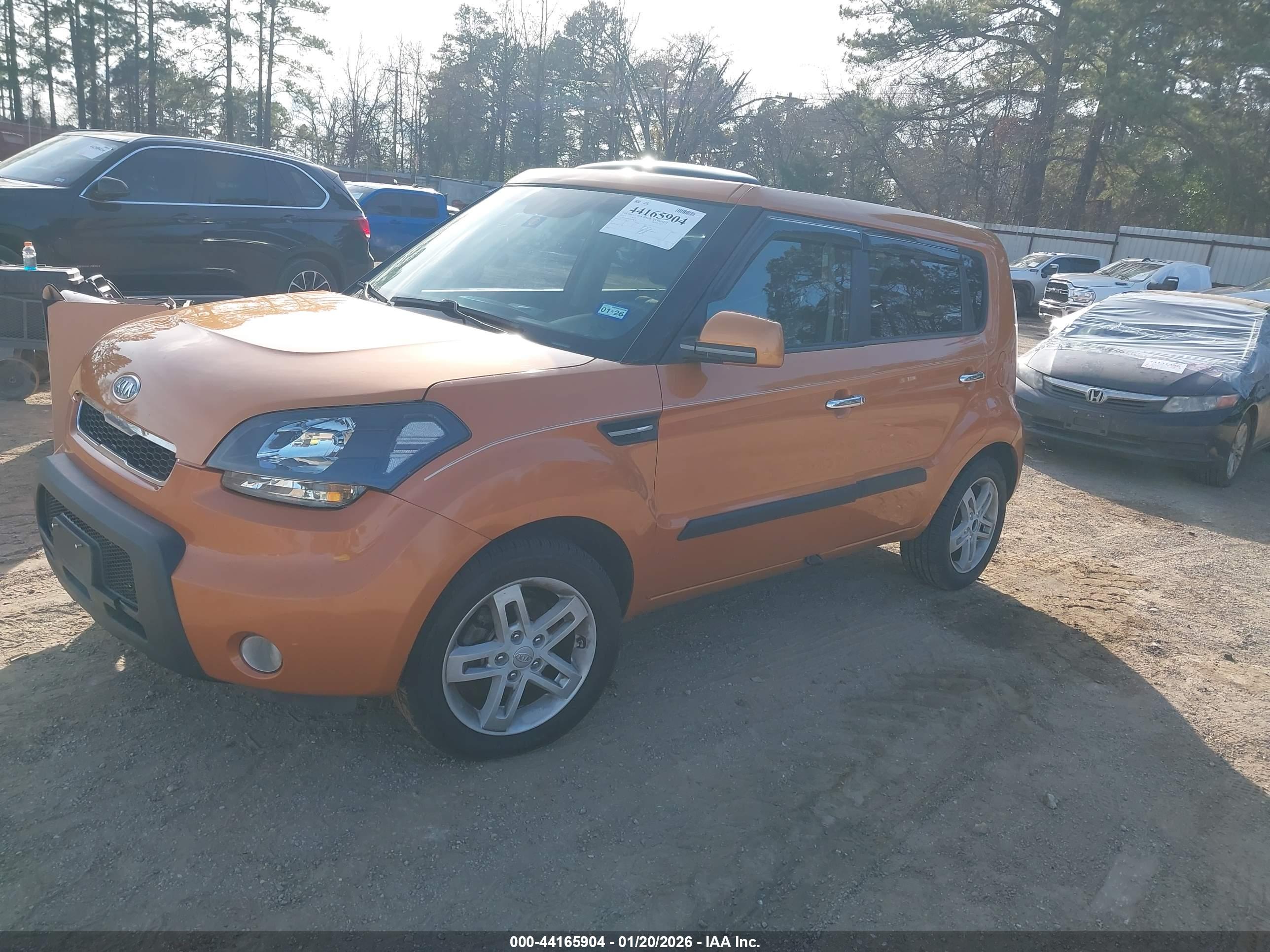 KIA SOUL image 2