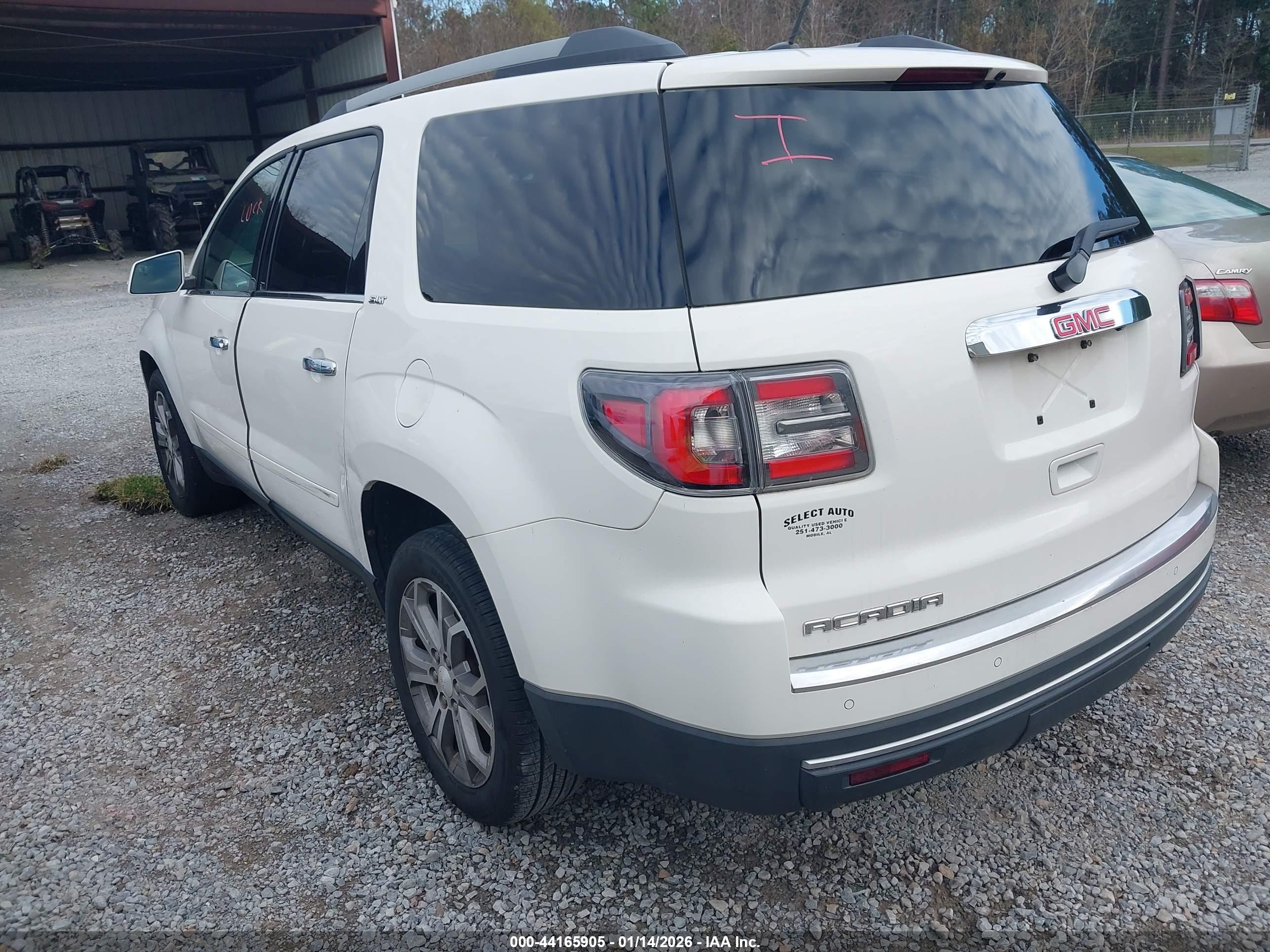 GMC ACADIA image 3