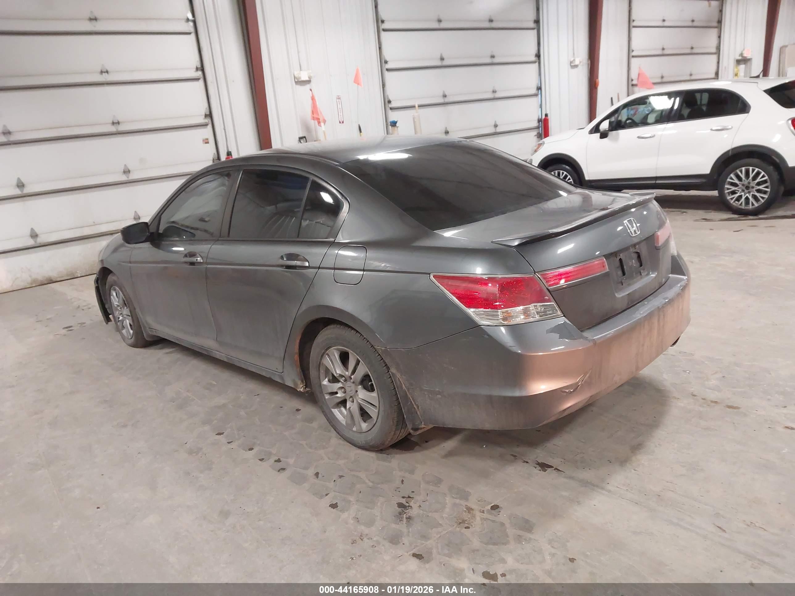 HONDA ACCORD image 3