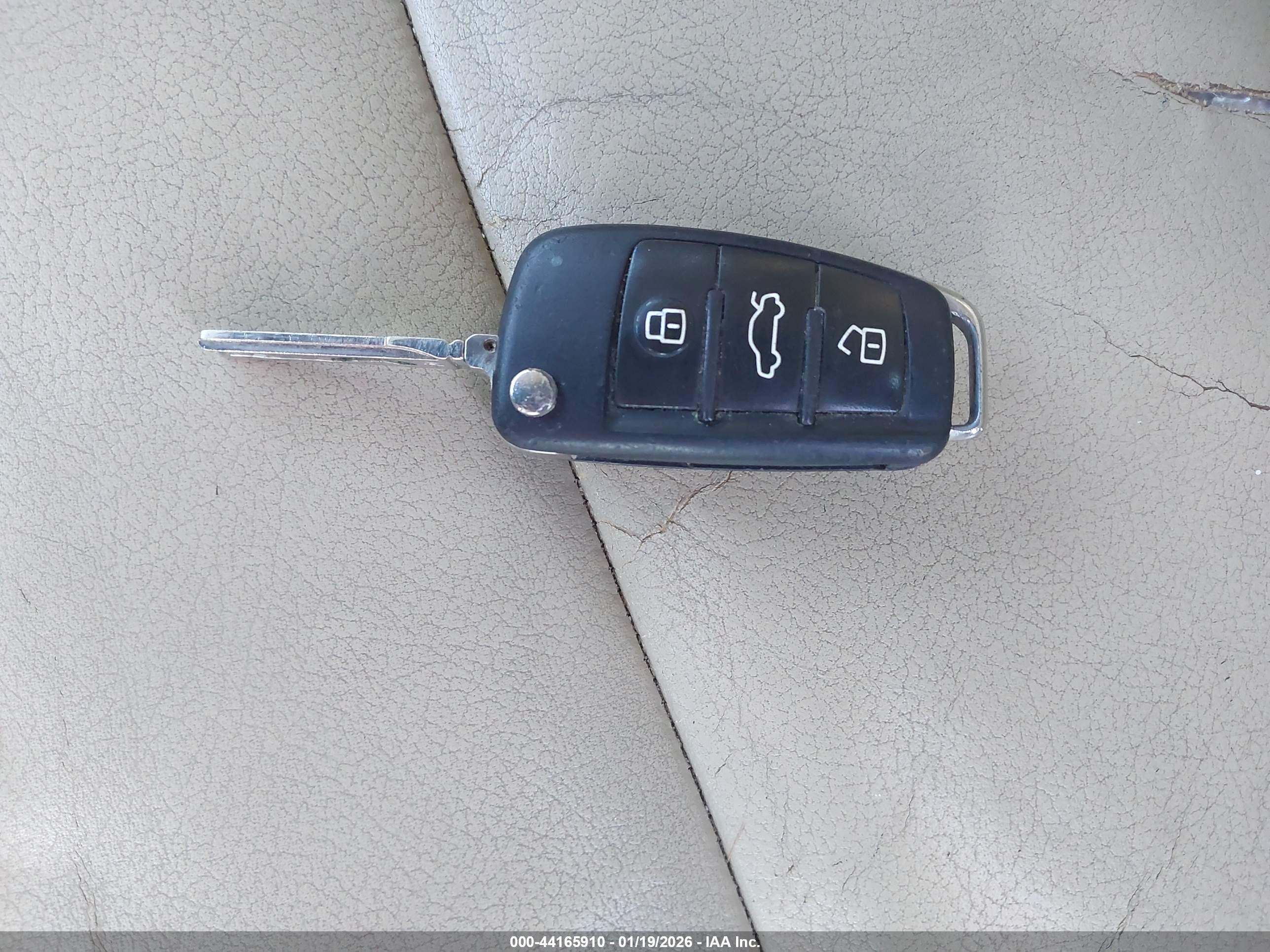 AUDI A4 image 11