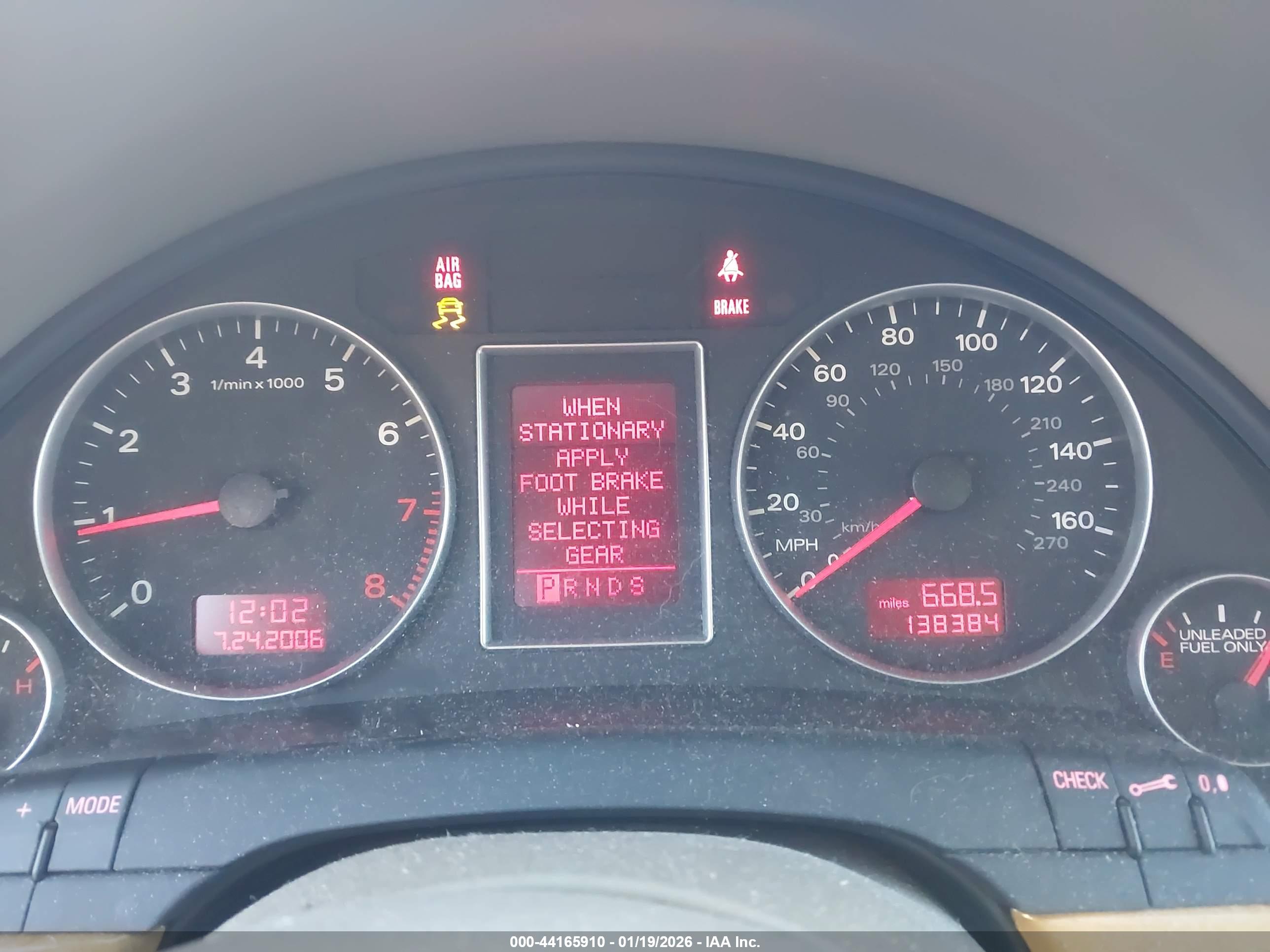 AUDI A4 image 7