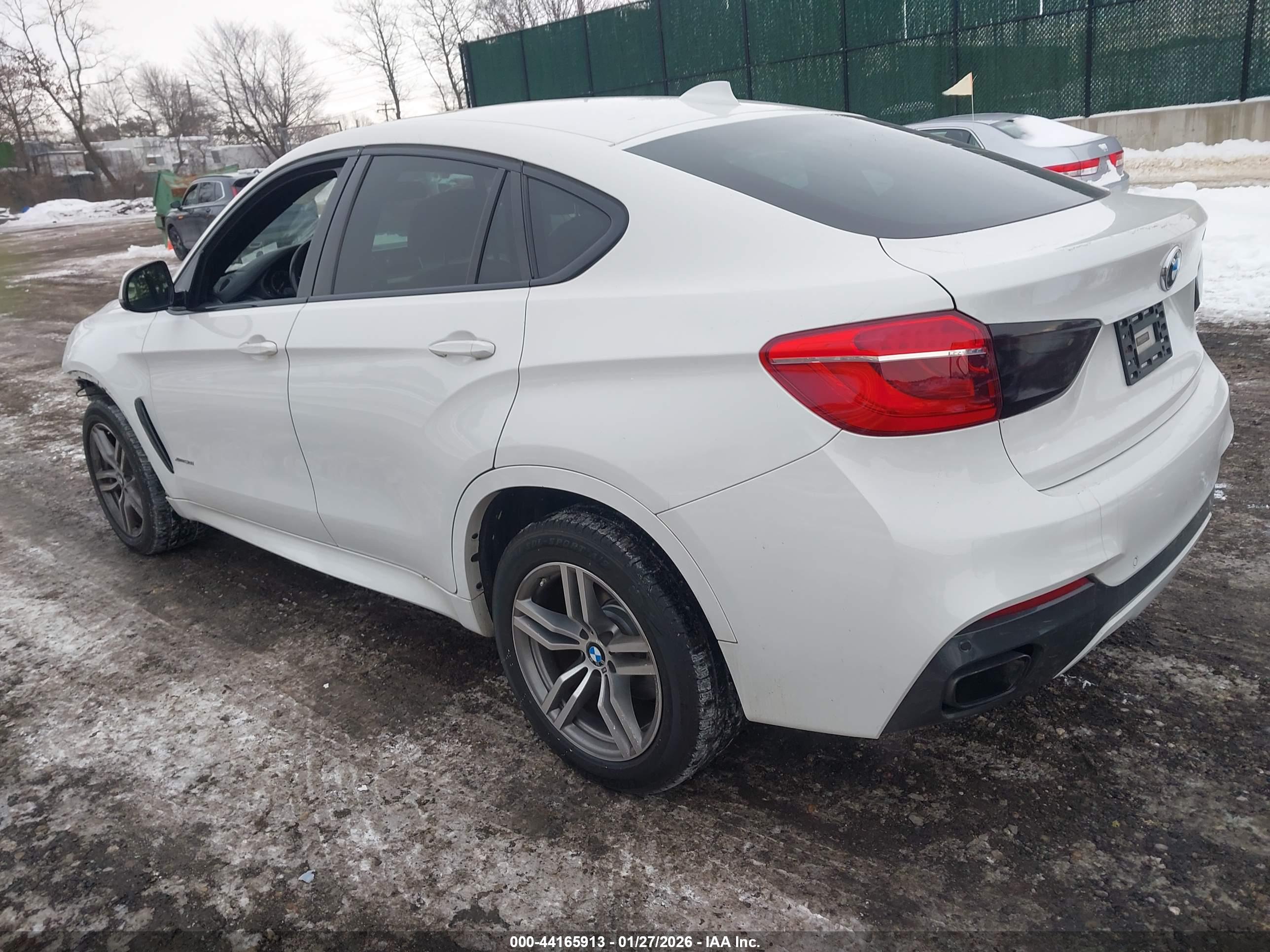 BMW X6 image 3