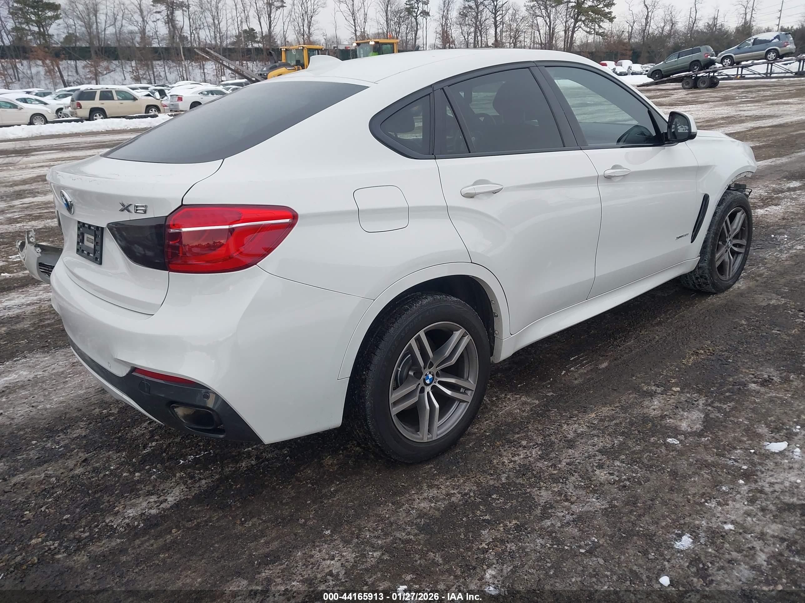 BMW X6 image 4