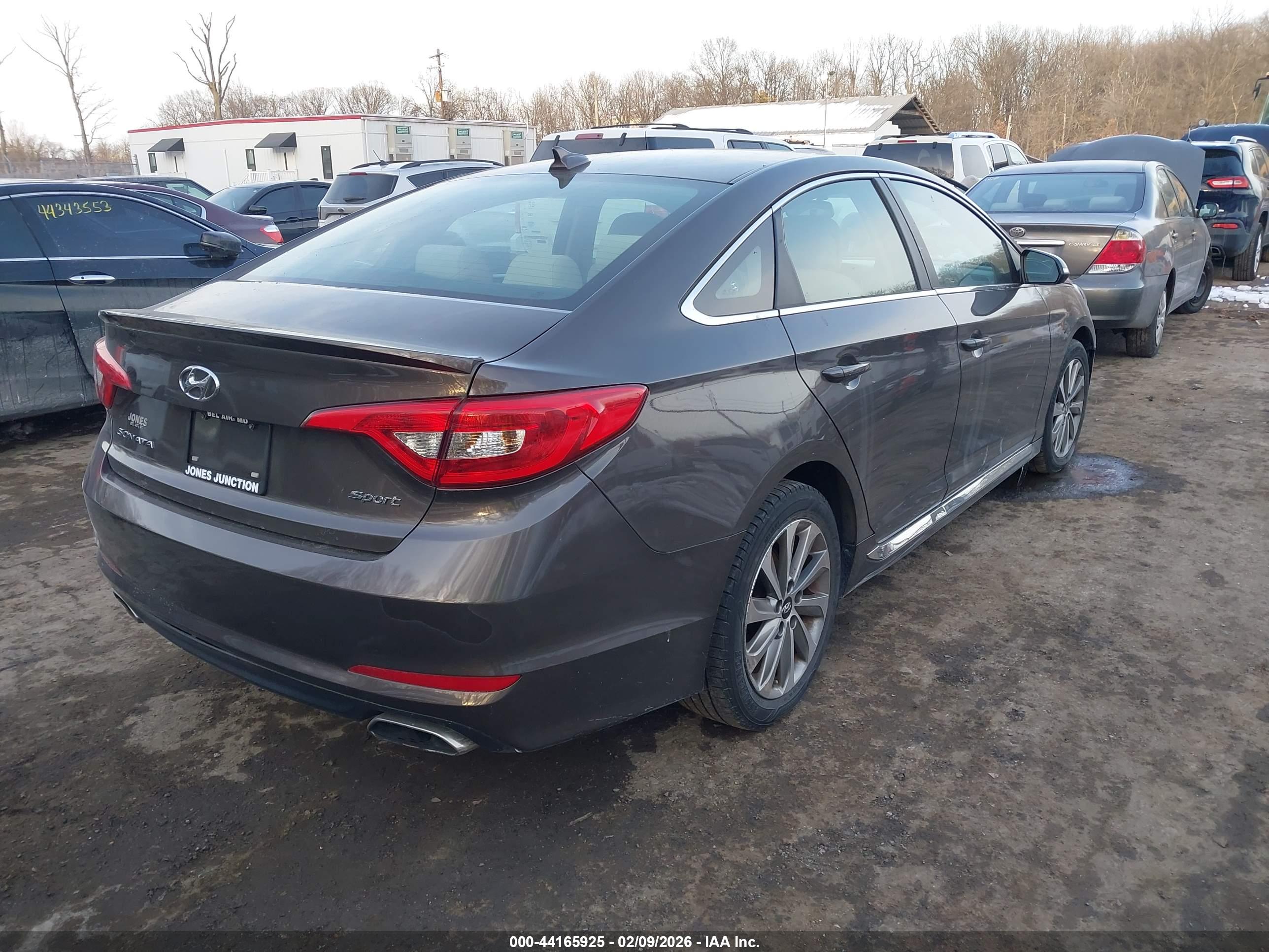 HYUNDAI SONATA image 4