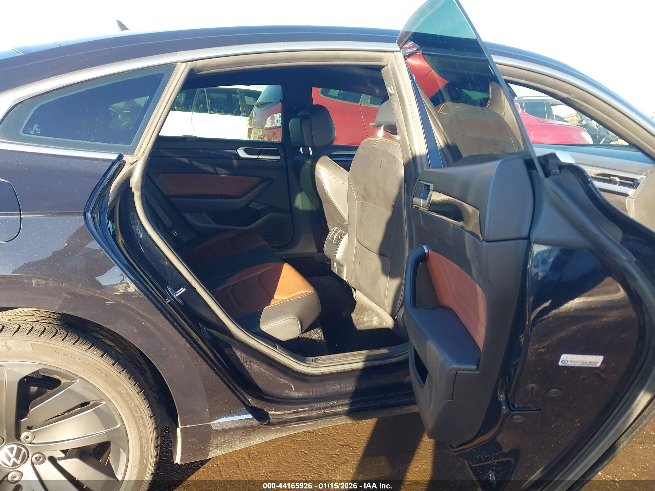 VOLKSWAGEN ARTEON image 8