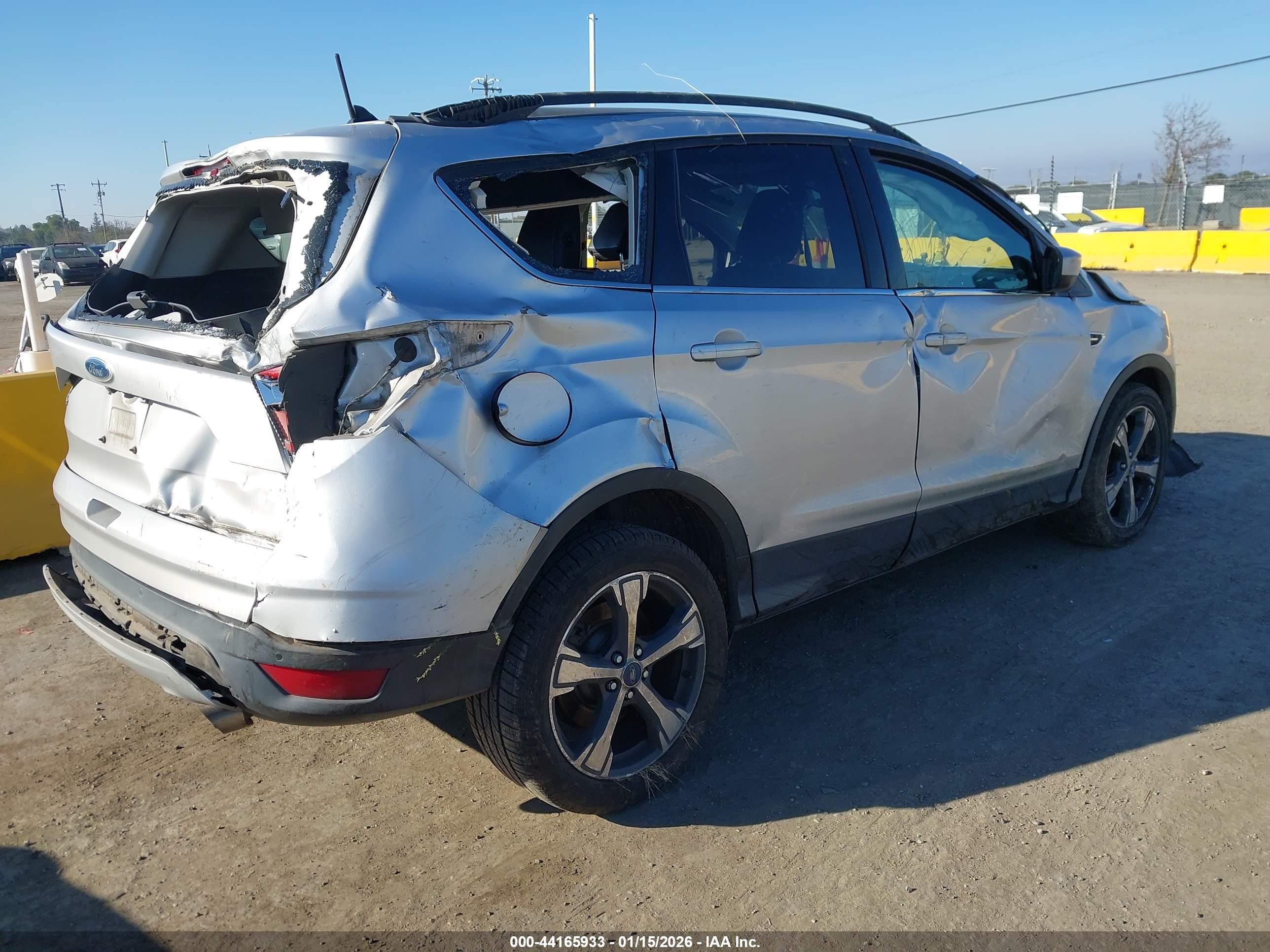 FORD ESCAPE image 4
