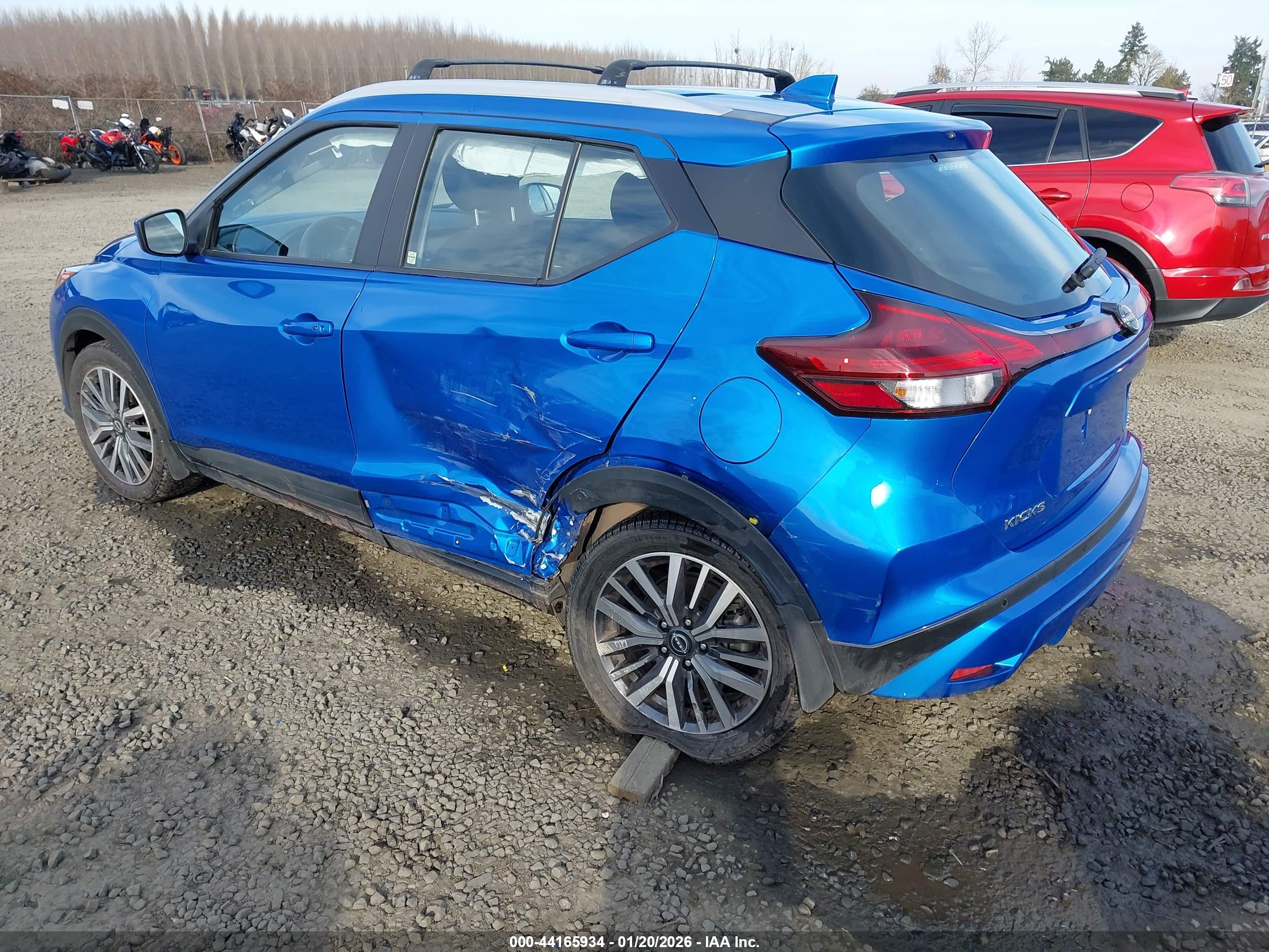 NISSAN KICKS image 3