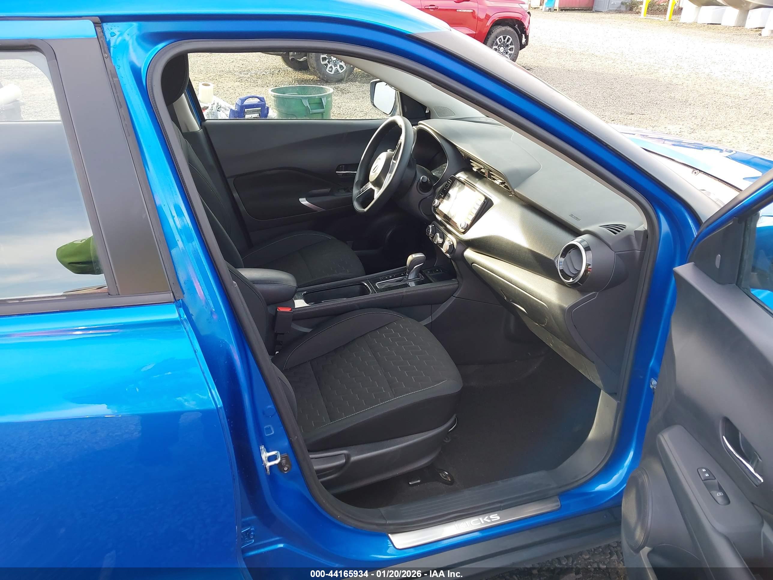 NISSAN KICKS image 5