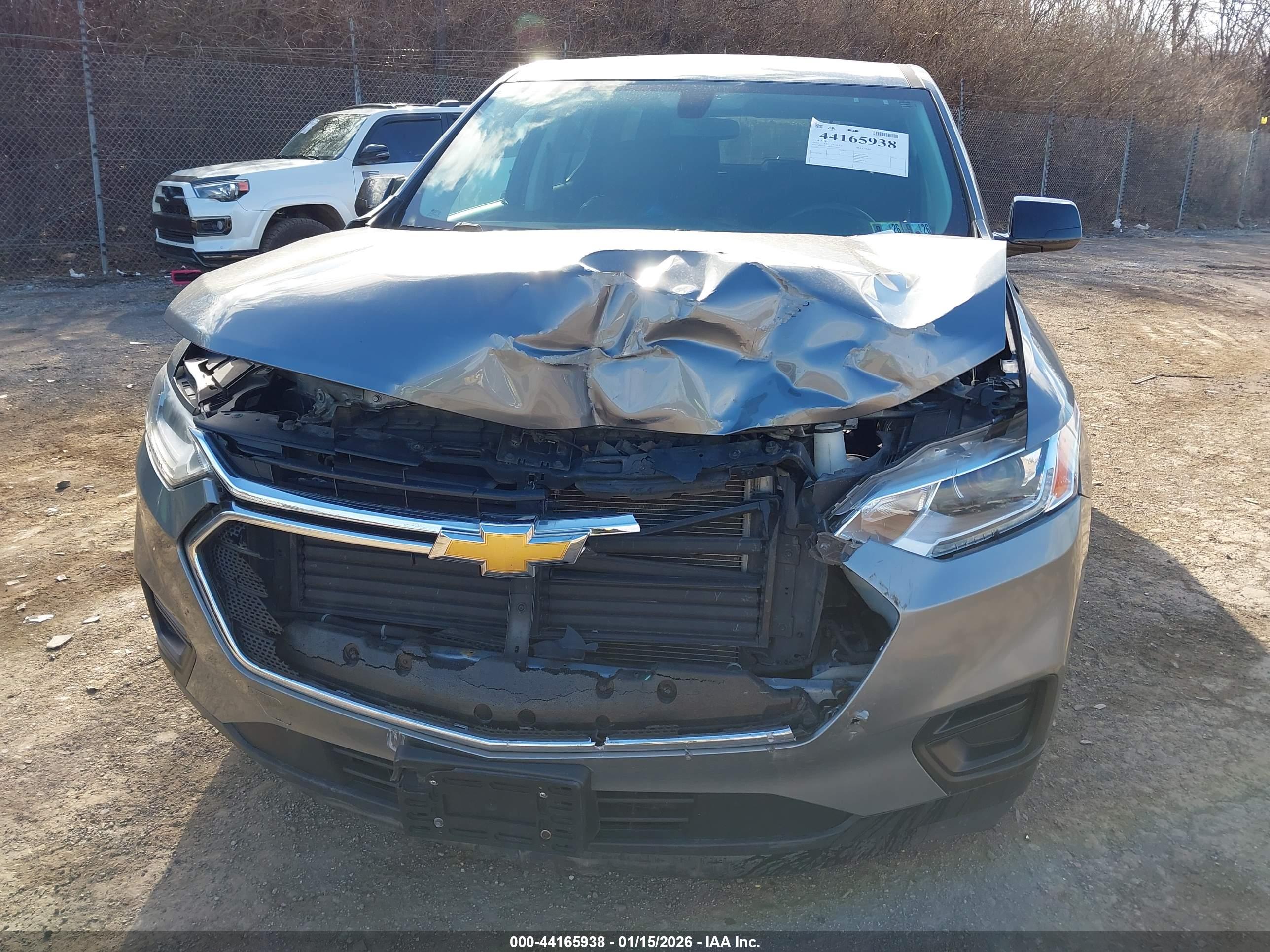 CHEVROLET TRAVERSE image 6
