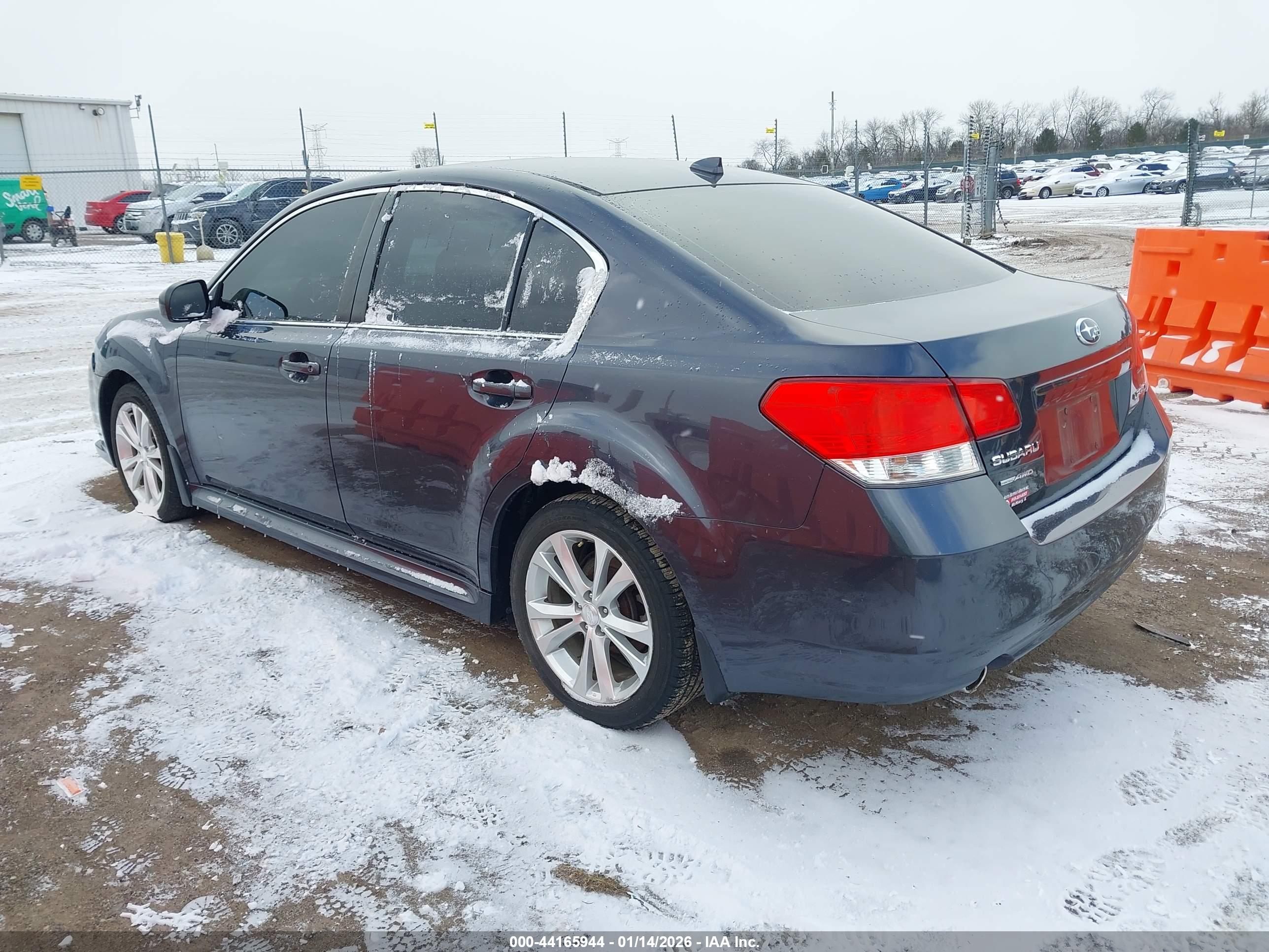 SUBARU LEGACY image 3