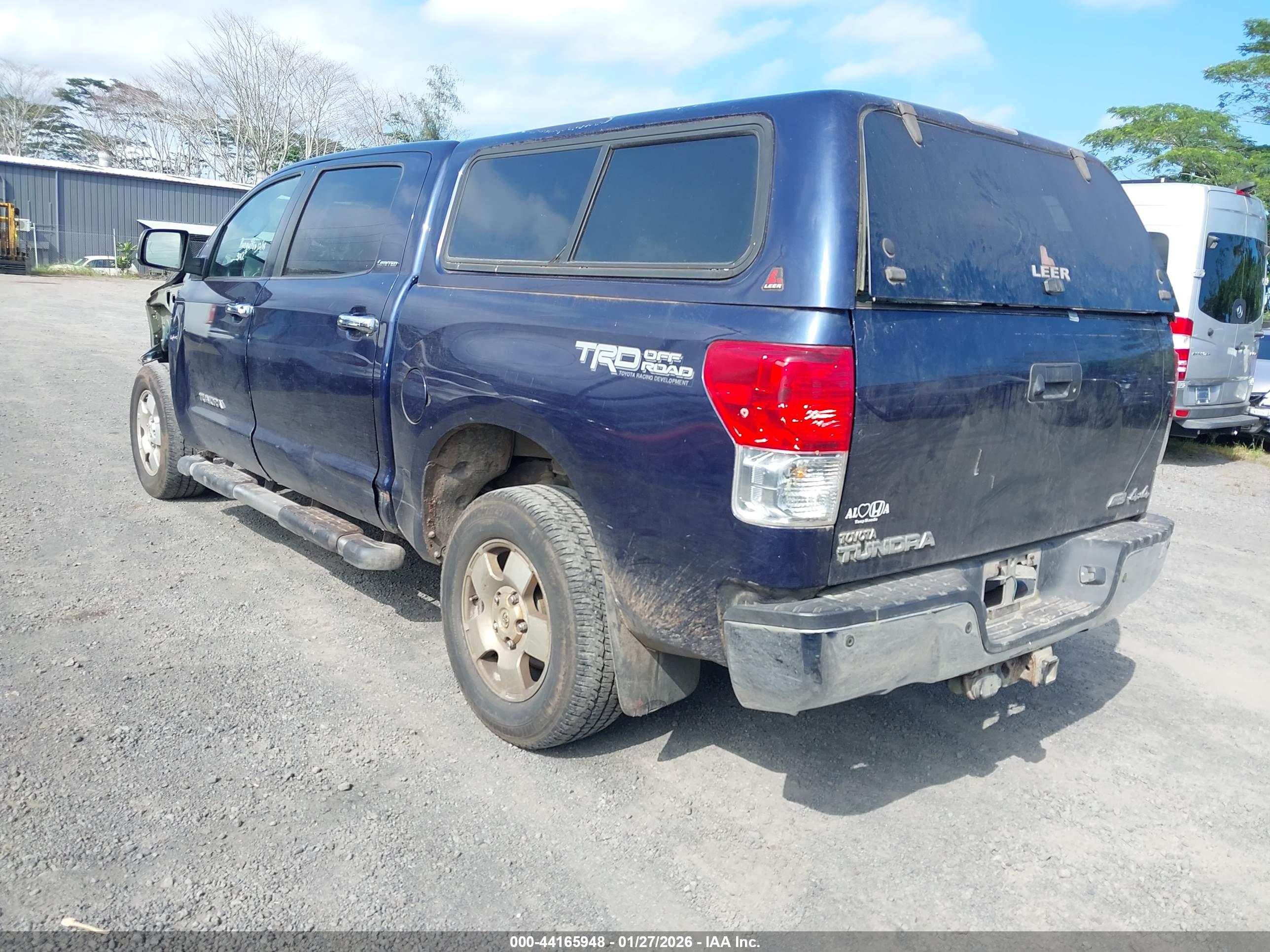 TOYOTA TUNDRA image 3