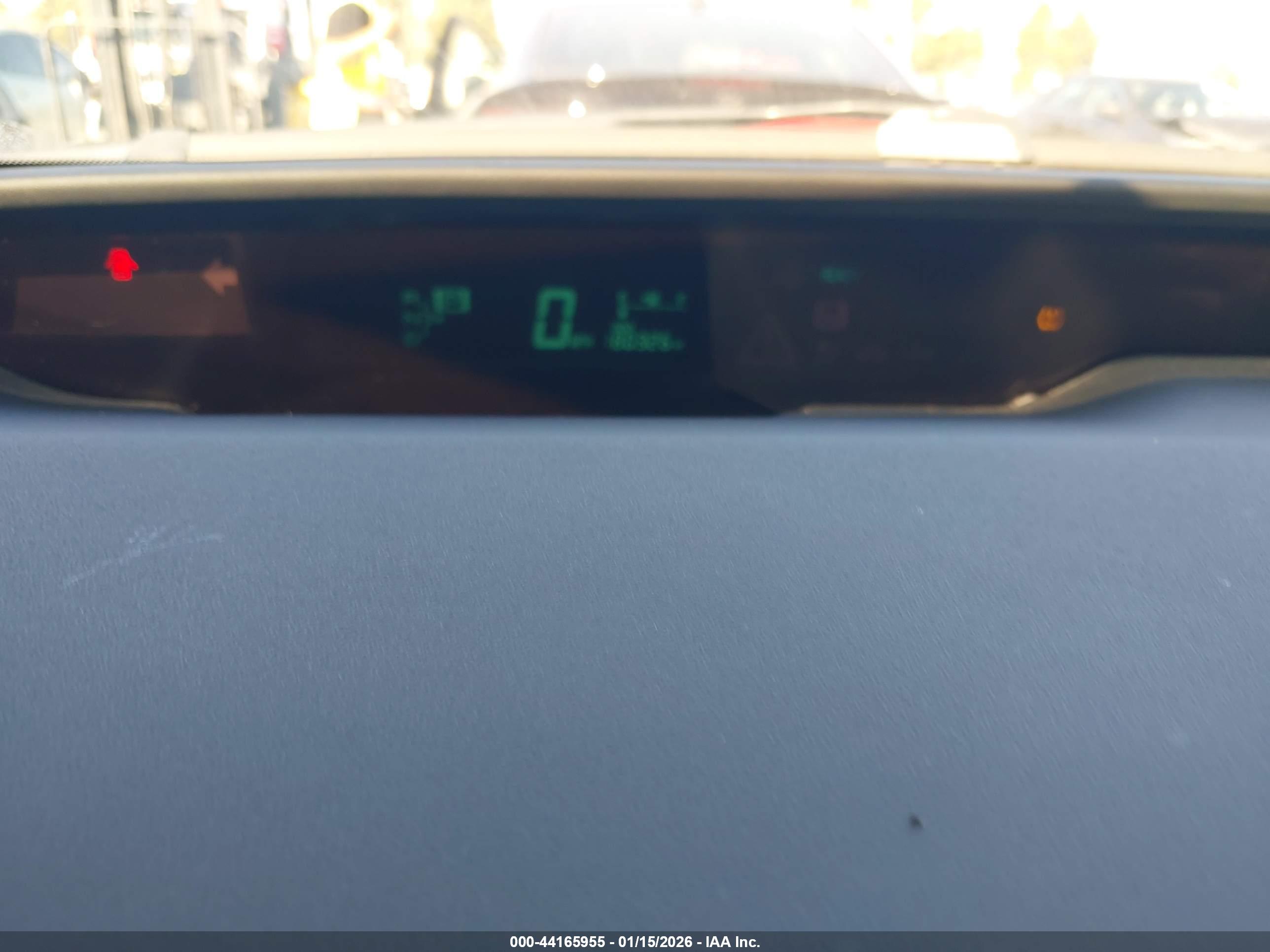 TOYOTA PRIUS image 7