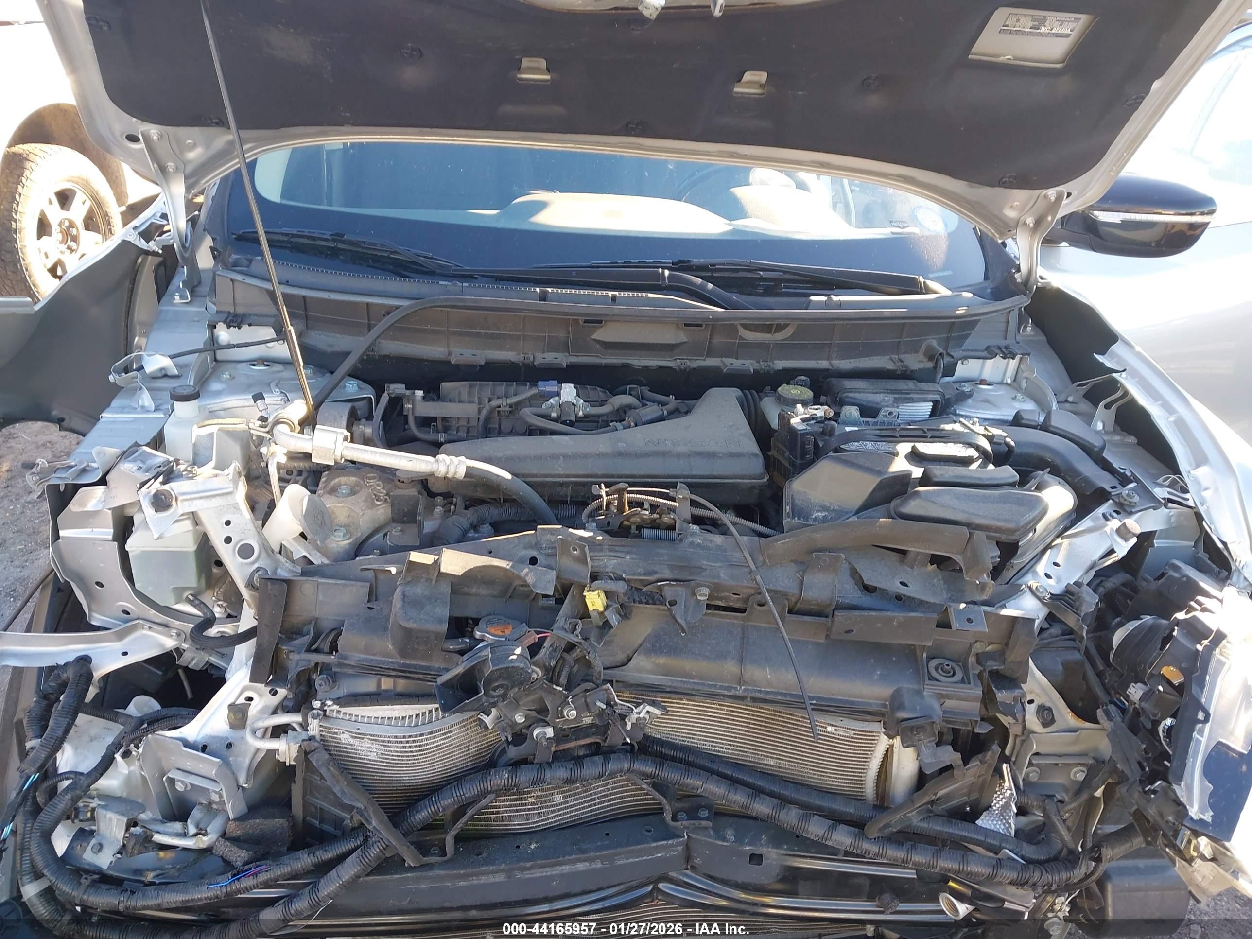 NISSAN ROGUE image 10