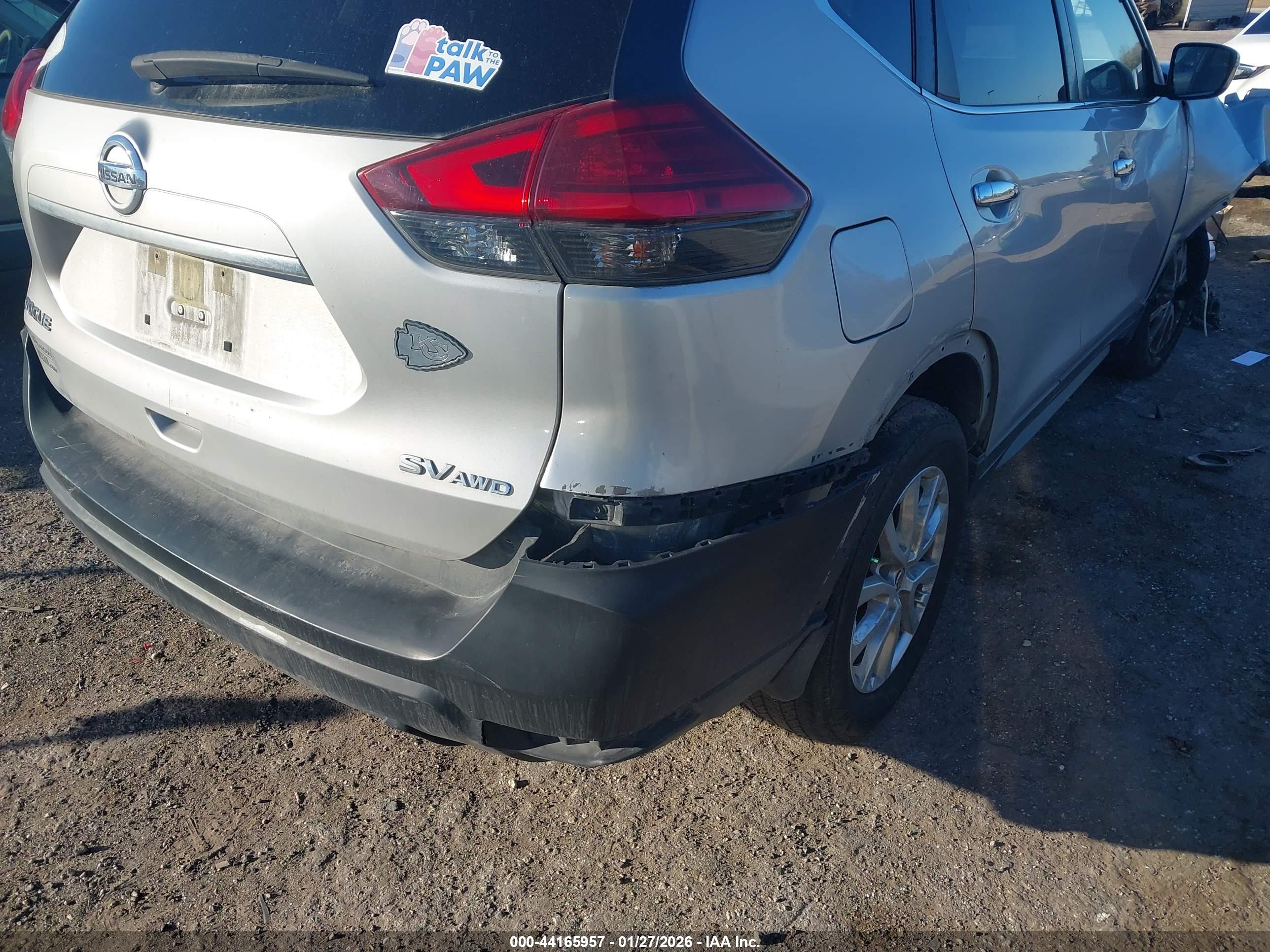 NISSAN ROGUE image 6
