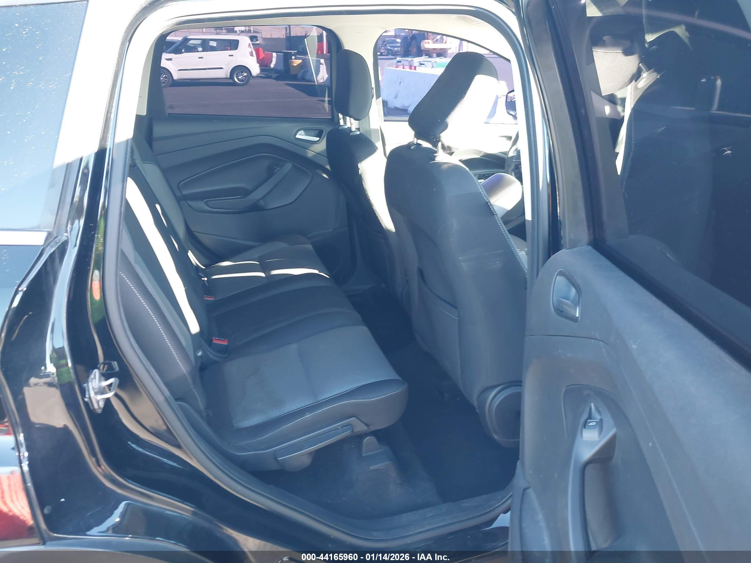 FORD ESCAPE image 8