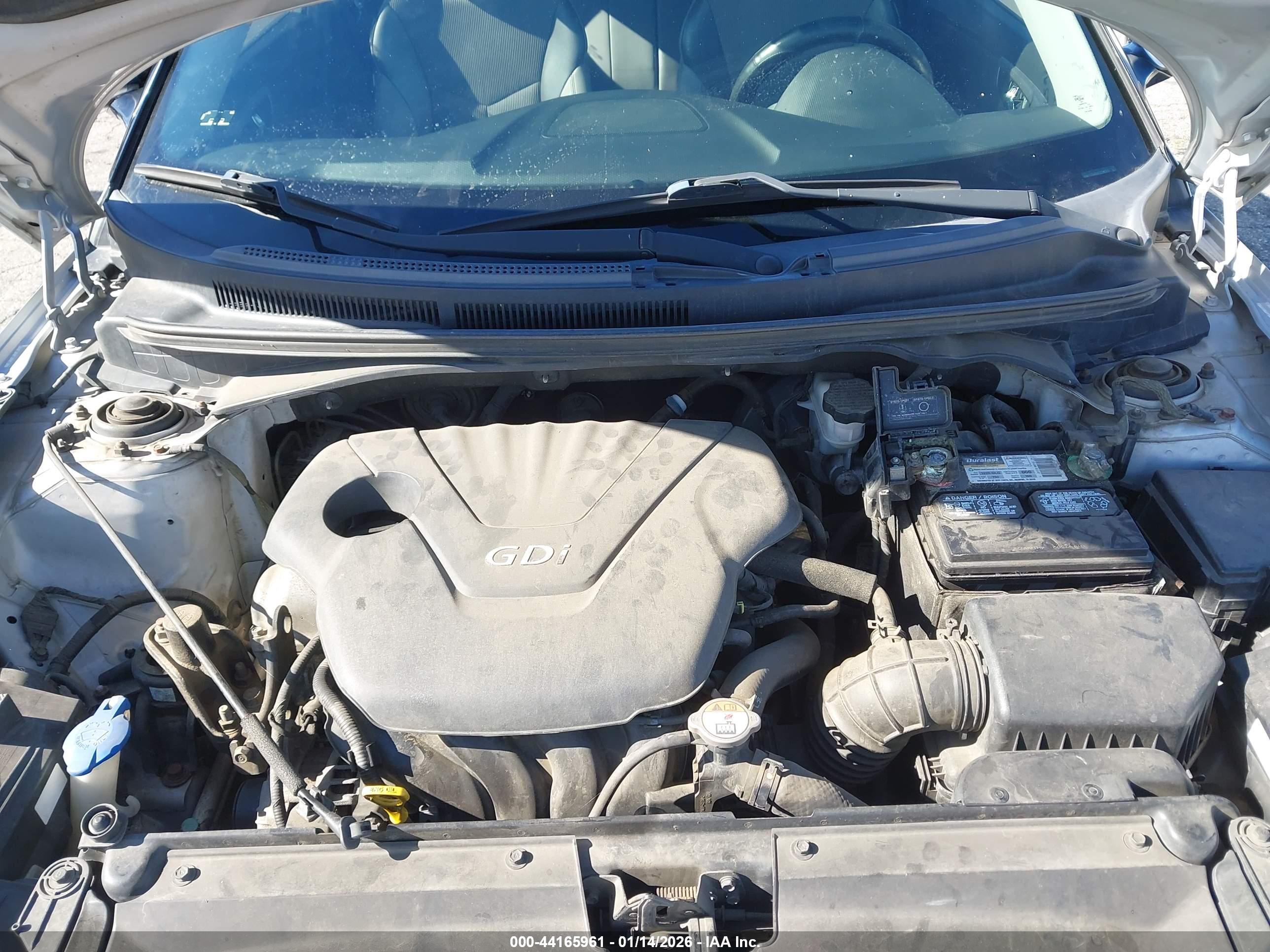 HYUNDAI VELOSTER image 10